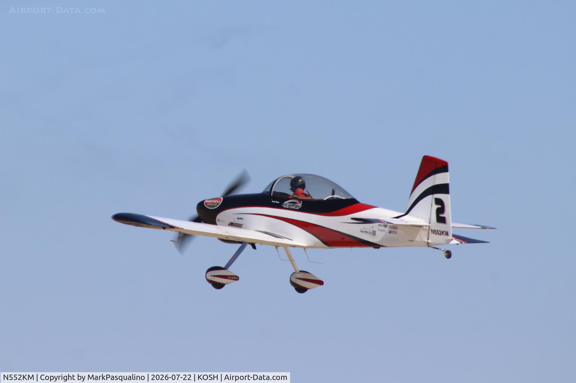 Aircraft N552KM, 2004 Vans RV-8, c/n 81552, Vans RV-8, at KOSH, photo by MarkPasqualino