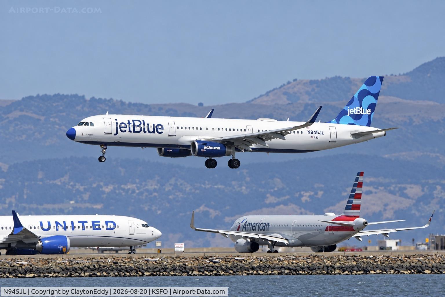 Aircraft N945JL, SFO 2026, at KSFO, photo by ClaytonEddy