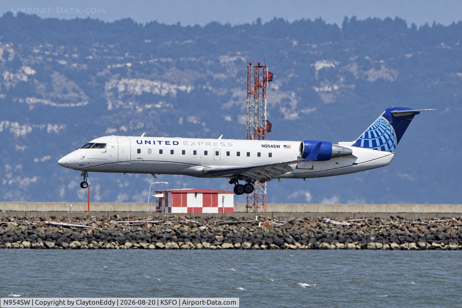 Aircraft N954SW, 2003 Bombardier CRJ-200LR (CL-600-2B19), c/n 7815, SFO 2026, at KSFO, photo by ClaytonEddy