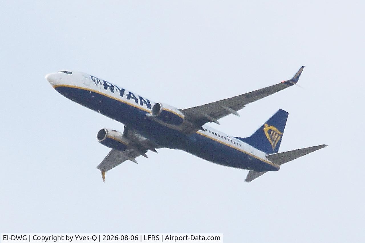 Aircraft EI-DWG, 2007 Boeing 737-8AS, c/n 33620 l/n 2397, Boeing 737-8AS, Climbing from rwy 03, Nantes-Atlantique airport (LFRS-NTE), at LFRS, photo by Yves-Q