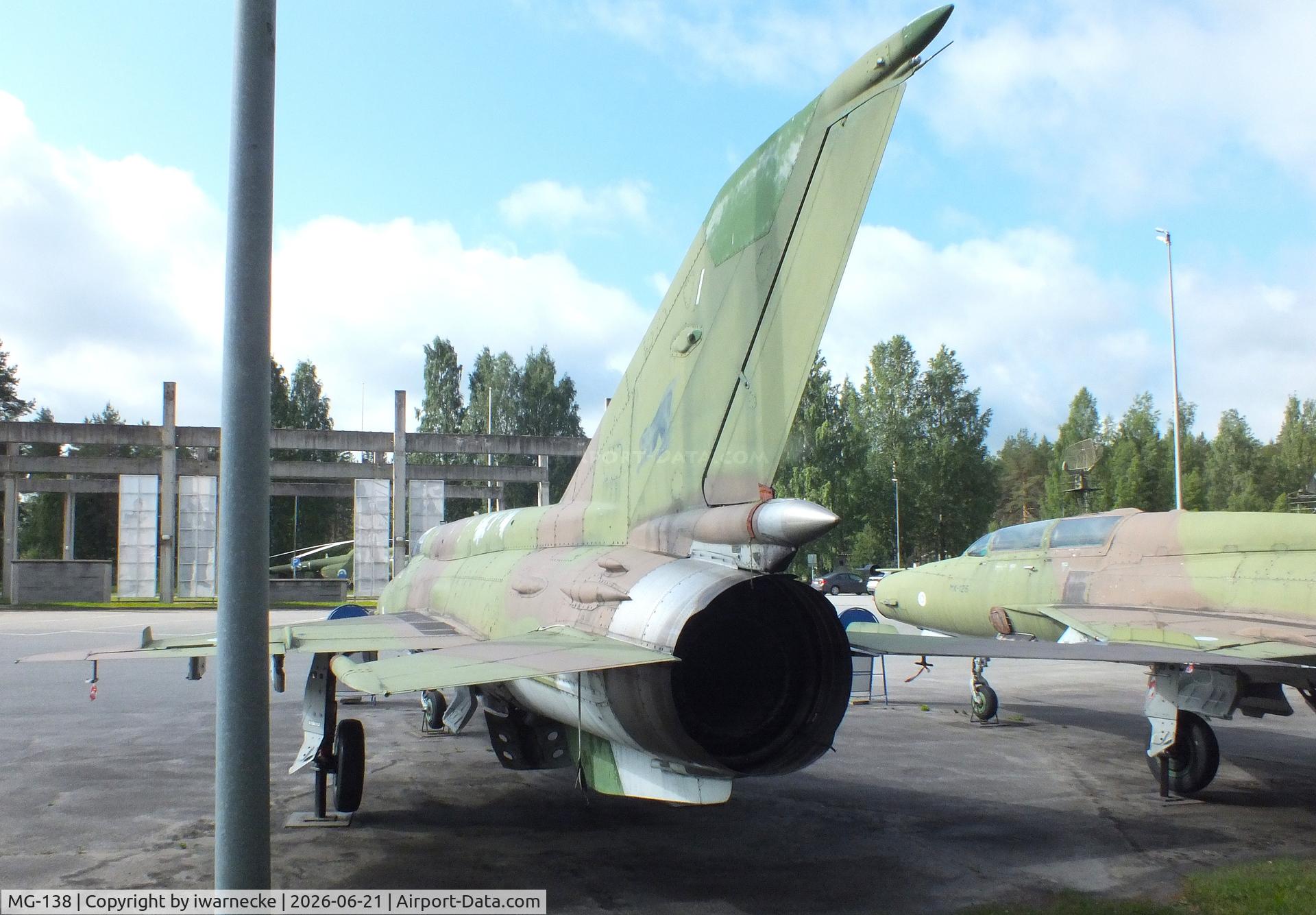 Aircraft MG-138, Mikoyan-Gurevich MiG-21bis, c/n N75084608, Mikoyan i Gurevich MiG-21bis FISHBED-N at the Suomen Ilmavoimamuseo (Finnish Air Force Museum, formerly known as Keski-Suomen Ilmailumuseo / Aviation Museum of Central Finland), Jyväskylä-Tikkakoski, photo by iwarnecke