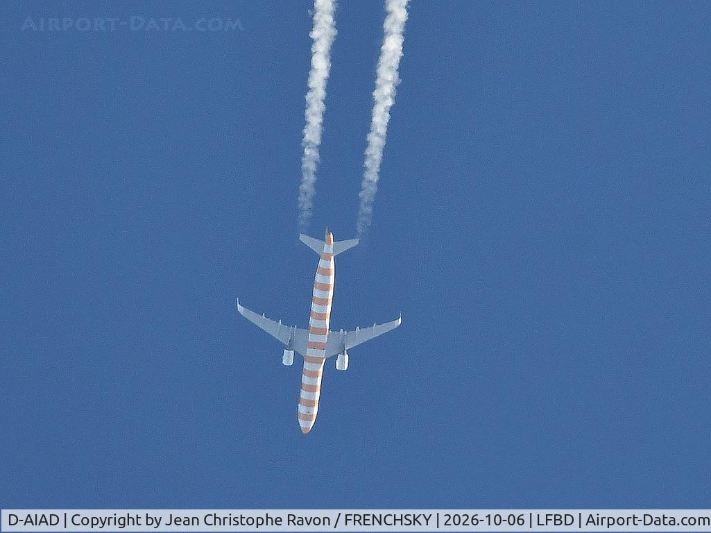 Aircraft D-AIAD, 2014 Airbus A321-211, c/n 6053, Jerez (XRY) Dusseldorf (DUS) DE1557 level 360, at LFBD, photo by Jean Christophe Ravon / FRENCHSKY