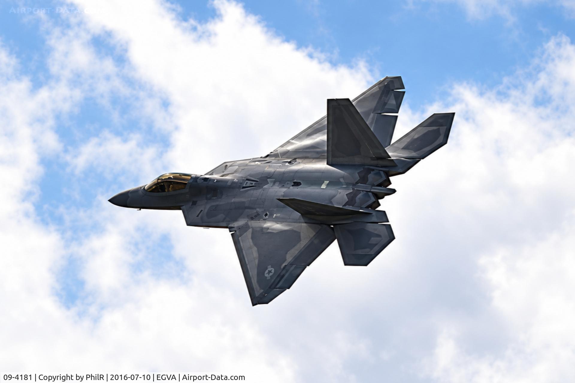 Aircraft 09-4181, Lockheed Martin F-22A Raptor, c/n 4181, 09-4181 2011 Lockheed-Martin F-22A Raptor USAF RIAT, at EGVA, photo by PhilR