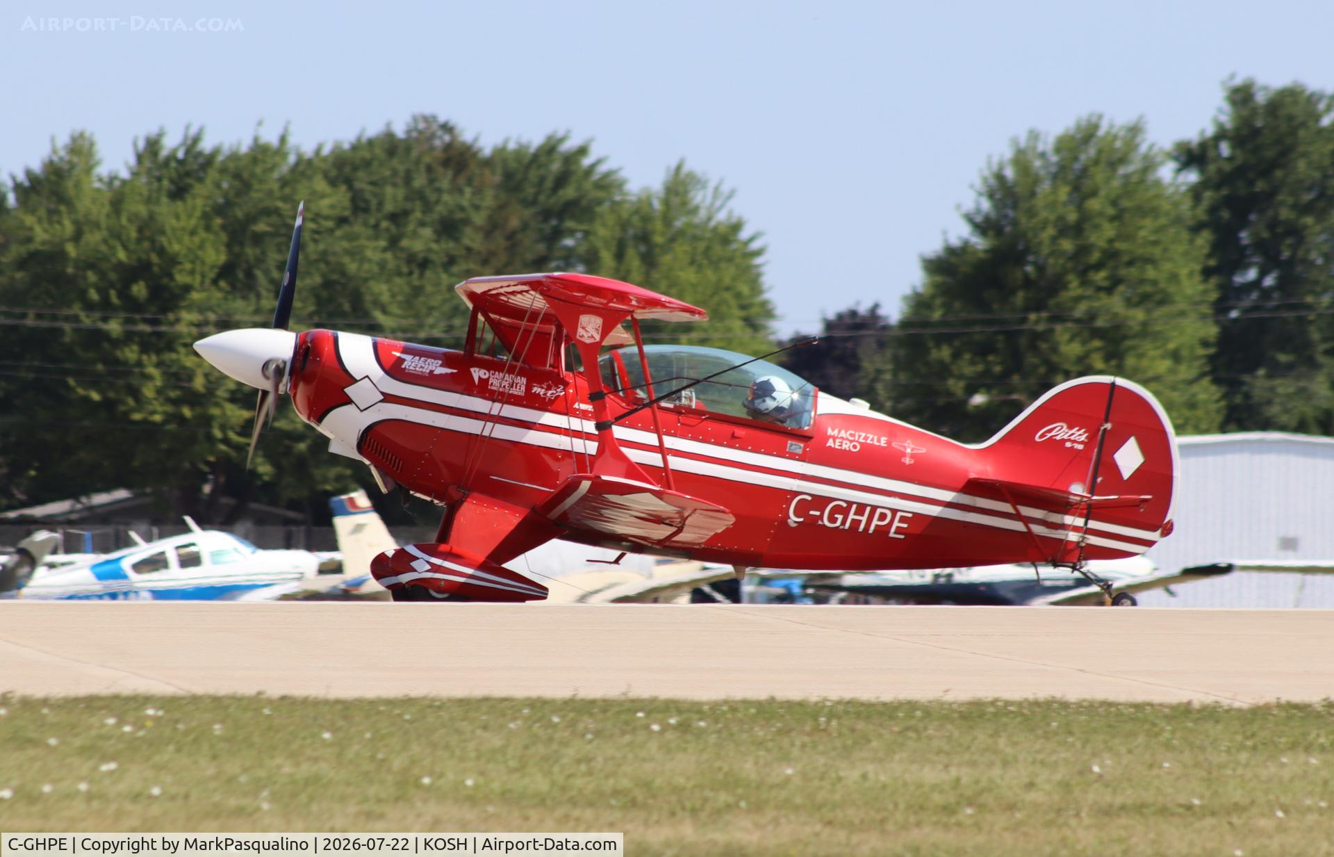 Aircraft C-GHPE, 1990 Pitts S-2B Special, c/n 5192, Pitts S-2B, at KOSH, photo by MarkPasqualino