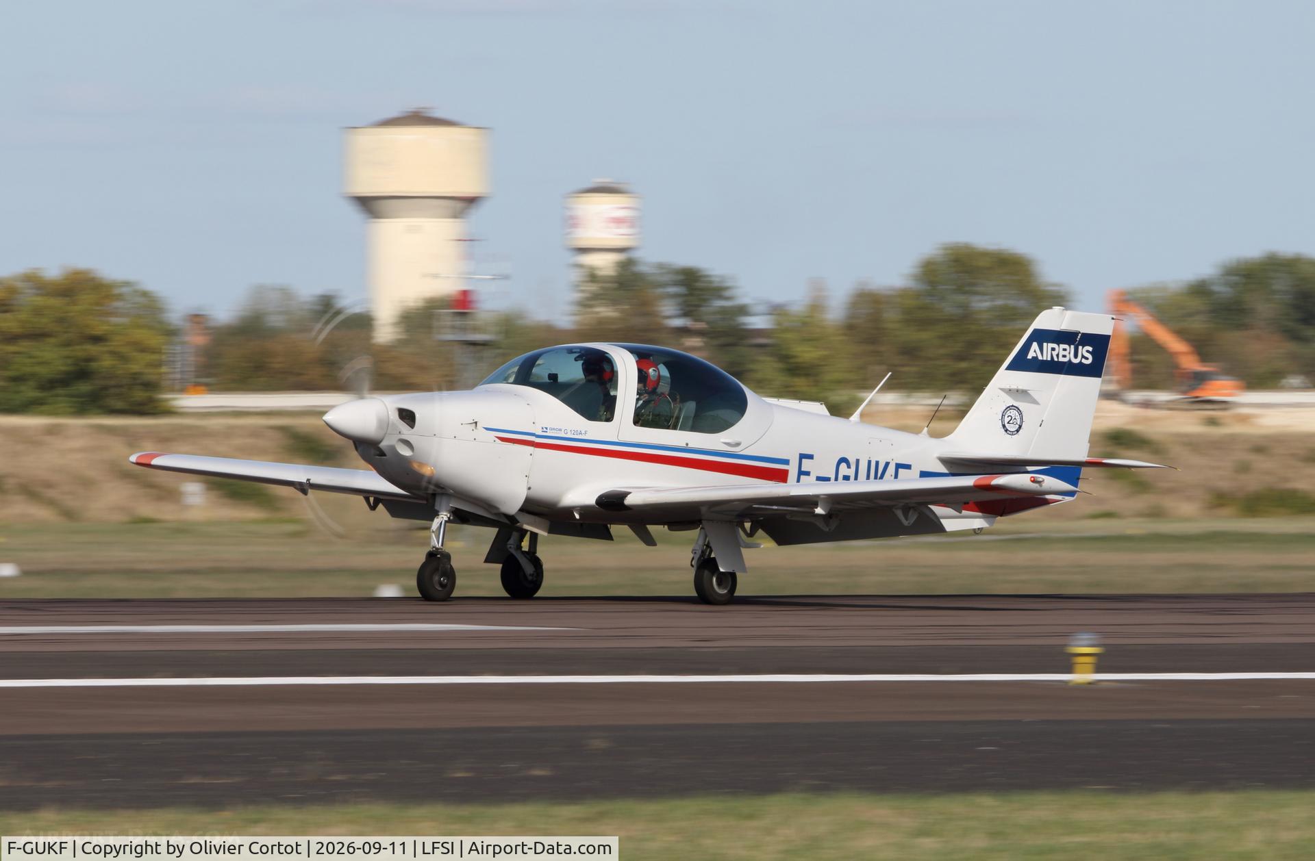 Aircraft F-GUKF, Grob G-120A-F, c/n 85040, 2026 airshow, at LFSI, photo by Olivier Cortot