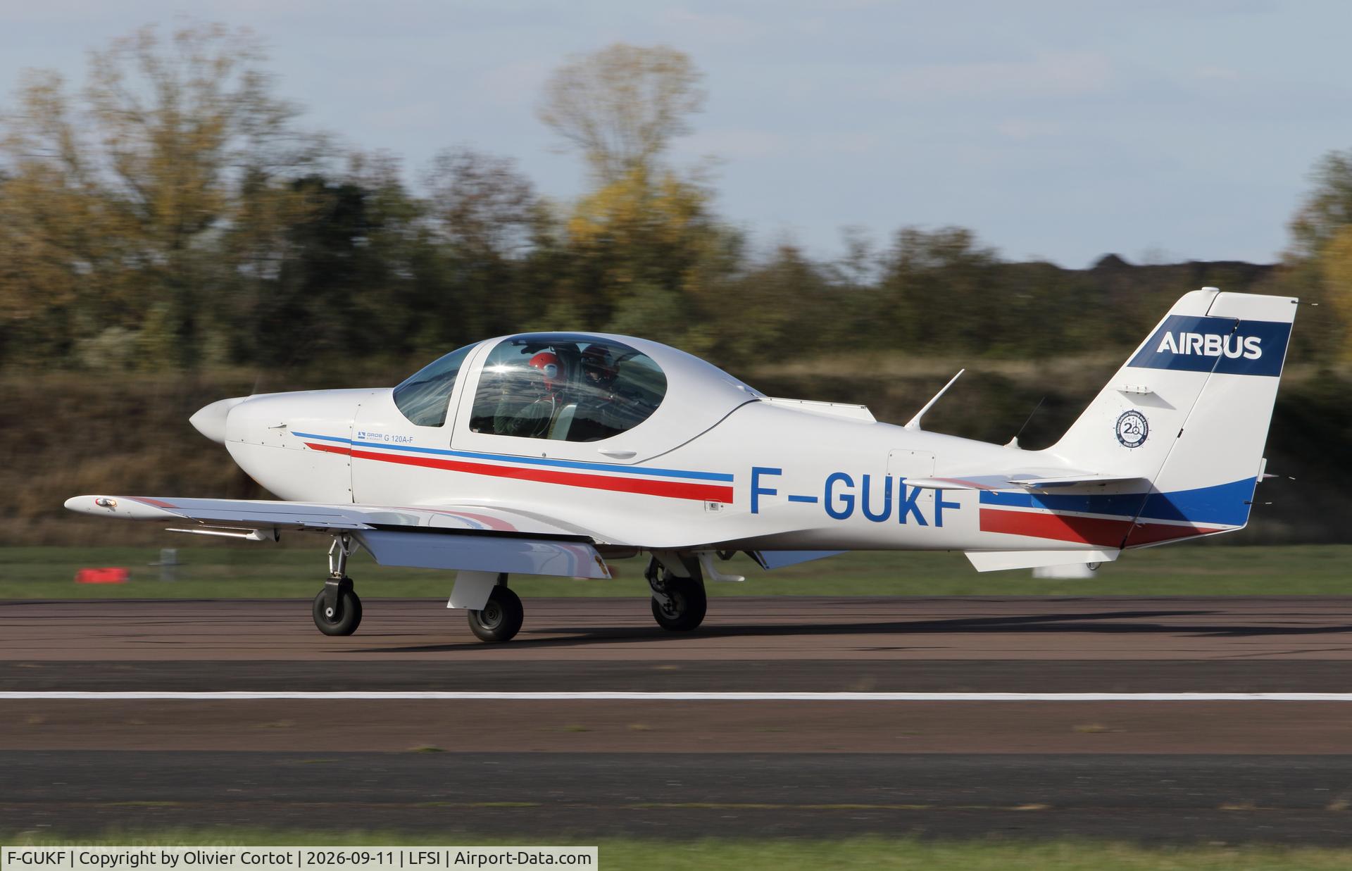 Aircraft F-GUKF, Grob G-120A-F, c/n 85040, 2026 airshow, at LFSI, photo by Olivier Cortot