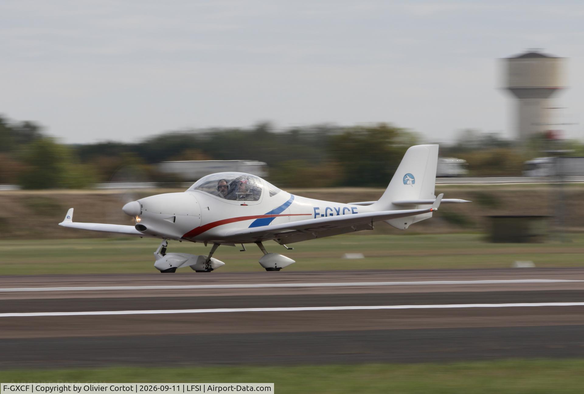 Aircraft F-GXCF, Aquila A210 (AT01), c/n AT01-127, 2026 airshow, at LFSI, photo by Olivier Cortot