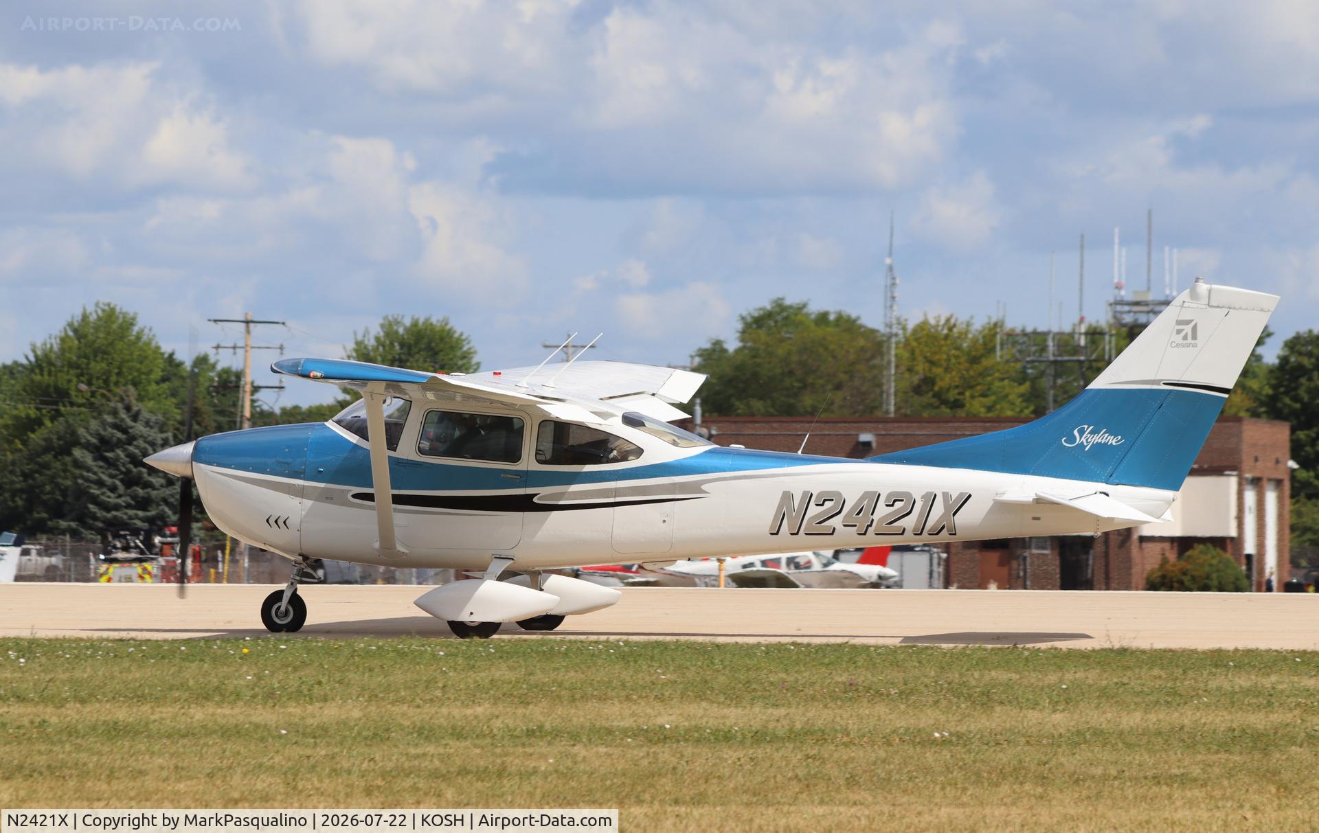 Aircraft N2421X, 1965 Cessna 182H Skylane, c/n 18256321, Cessna 182H, at KOSH, photo by MarkPasqualino