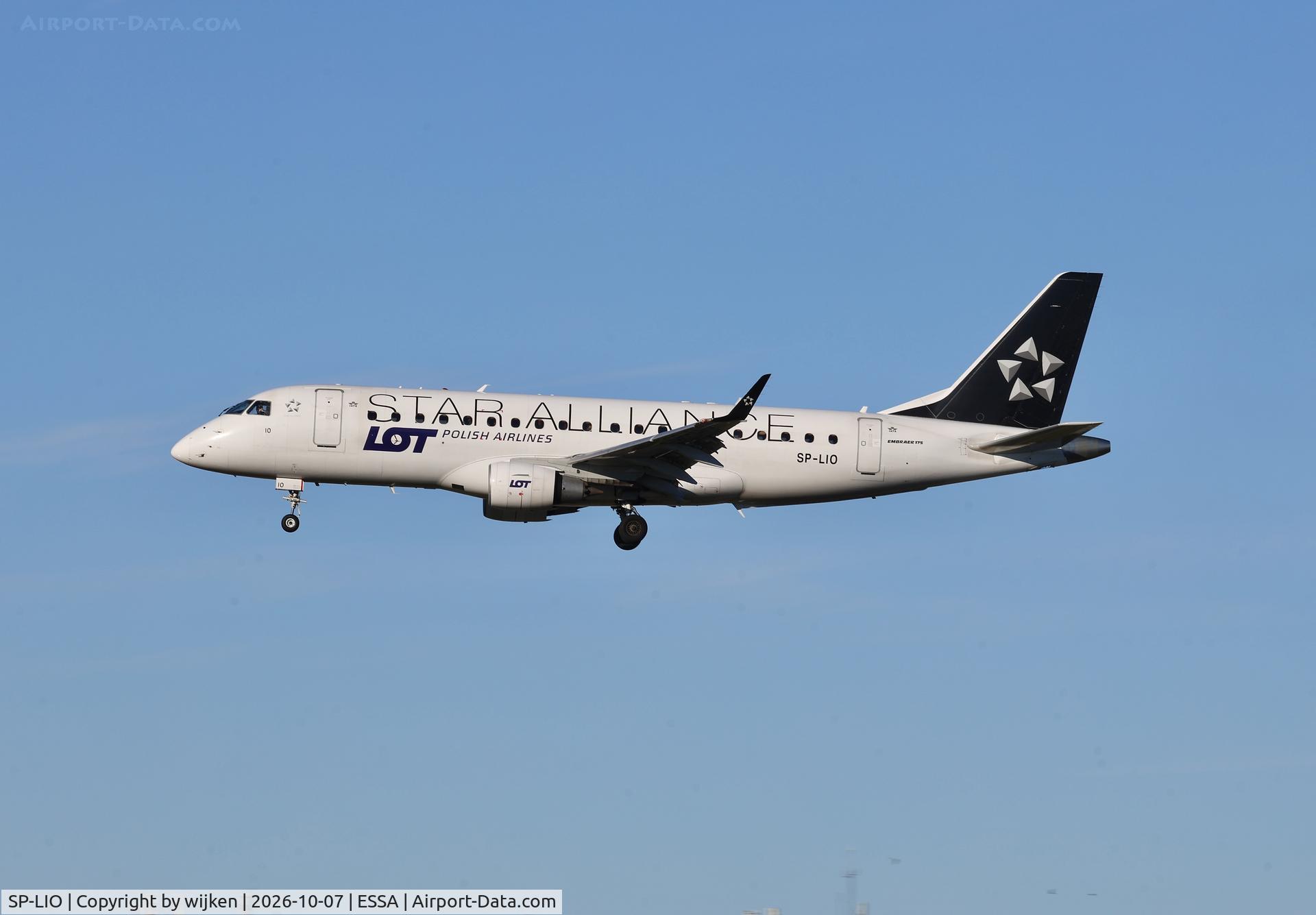 Aircraft SP-LIO, 2010 Embraer 175LR (ERJ-170-200LR), c/n 17000321, Rwy 19L, at ESSA, photo by wijken