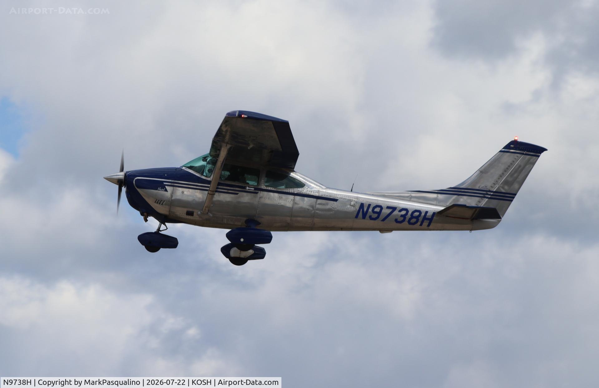 Aircraft N9738H, 1981 Cessna 182R Skylane, c/n 18267985, Cessna 182R, at KOSH, photo by MarkPasqualino