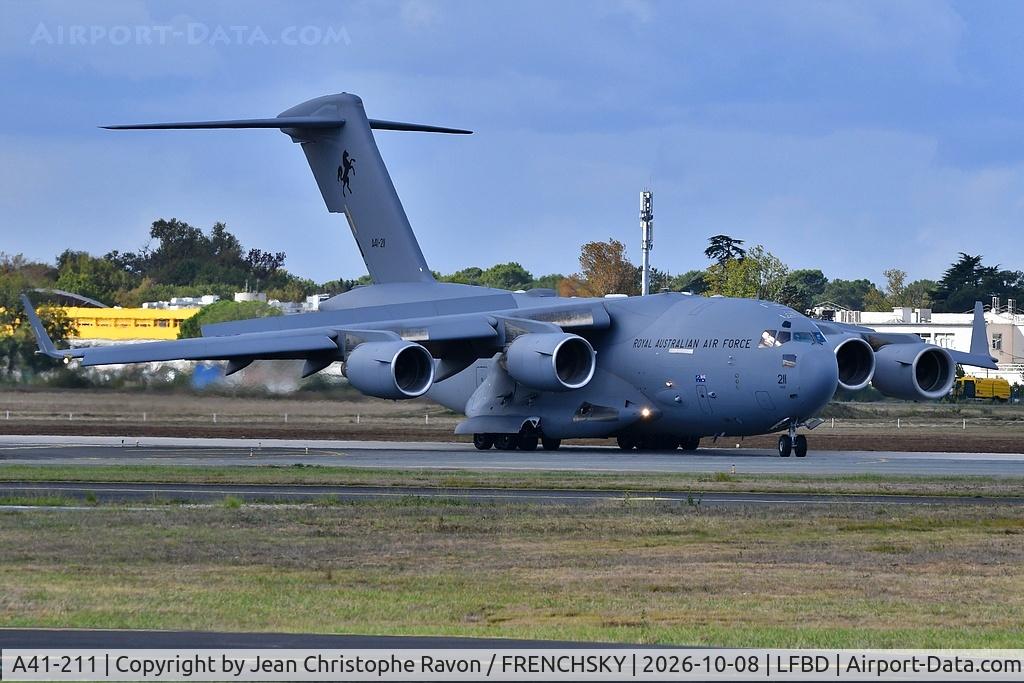 Aircraft A41-211, 2012 Boeing C-17A Globemaster III, c/n F-251/AUS-6, ASY 767, at LFBD, photo by Jean Christophe Ravon / FRENCHSKY