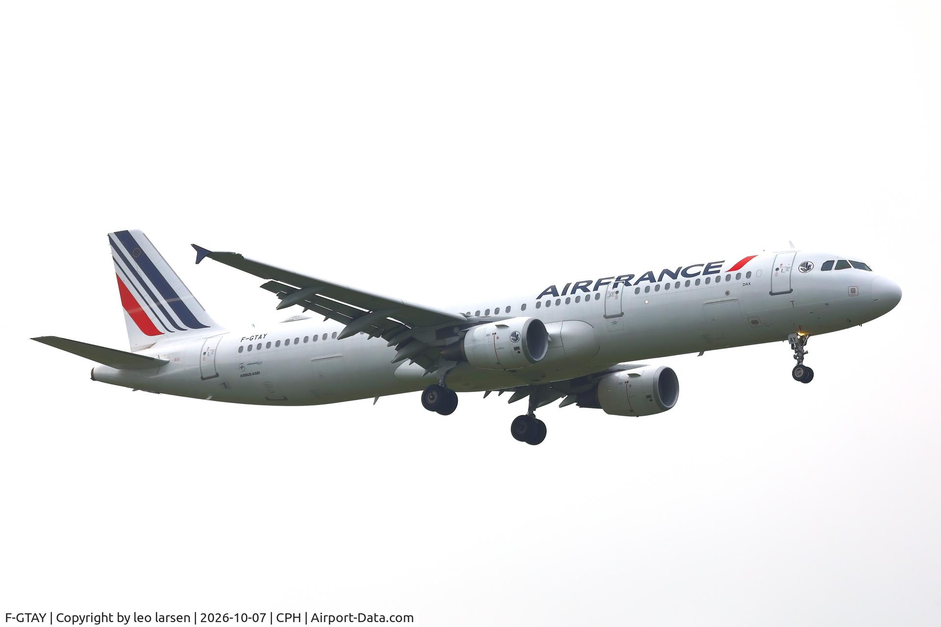 Aircraft F-GTAY, 2010 Airbus A321-212, c/n 4251, Copenhagen 7.10.2026, at CPH, photo by leo larsen