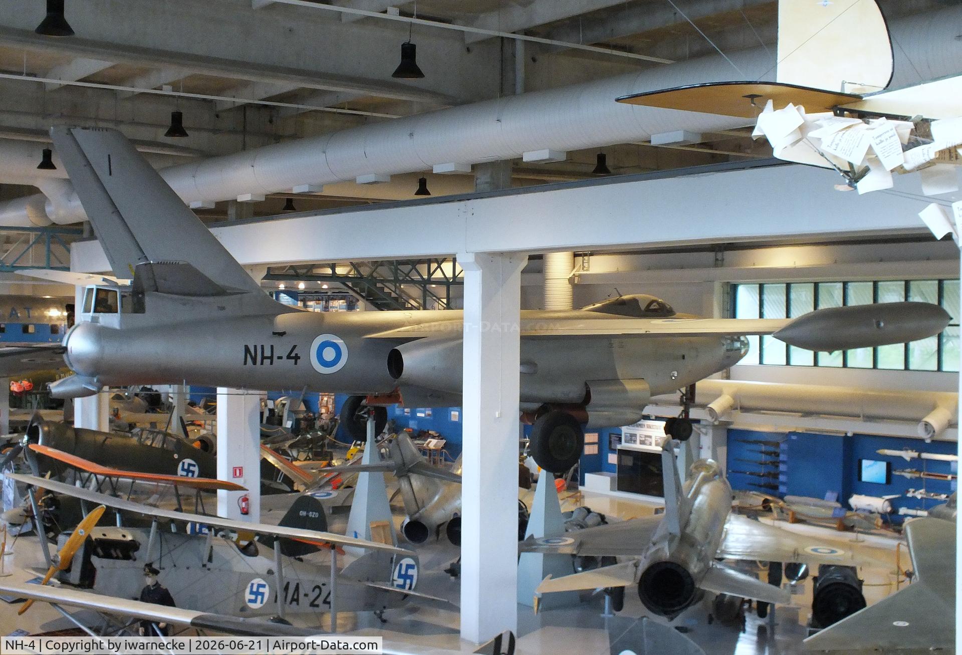 Aircraft NH-4, Ilyushin Il-28R, c/n 1106, Ilyushin Il-28R BEAGLE at the Suomen Ilmavoimamuseo (Finnish Air Force Museum, formerly known as Keski-Suomen Ilmailumuseo / Aviation Museum of Central Finland), Jyväskylä-Tikkakoski, photo by iwarnecke