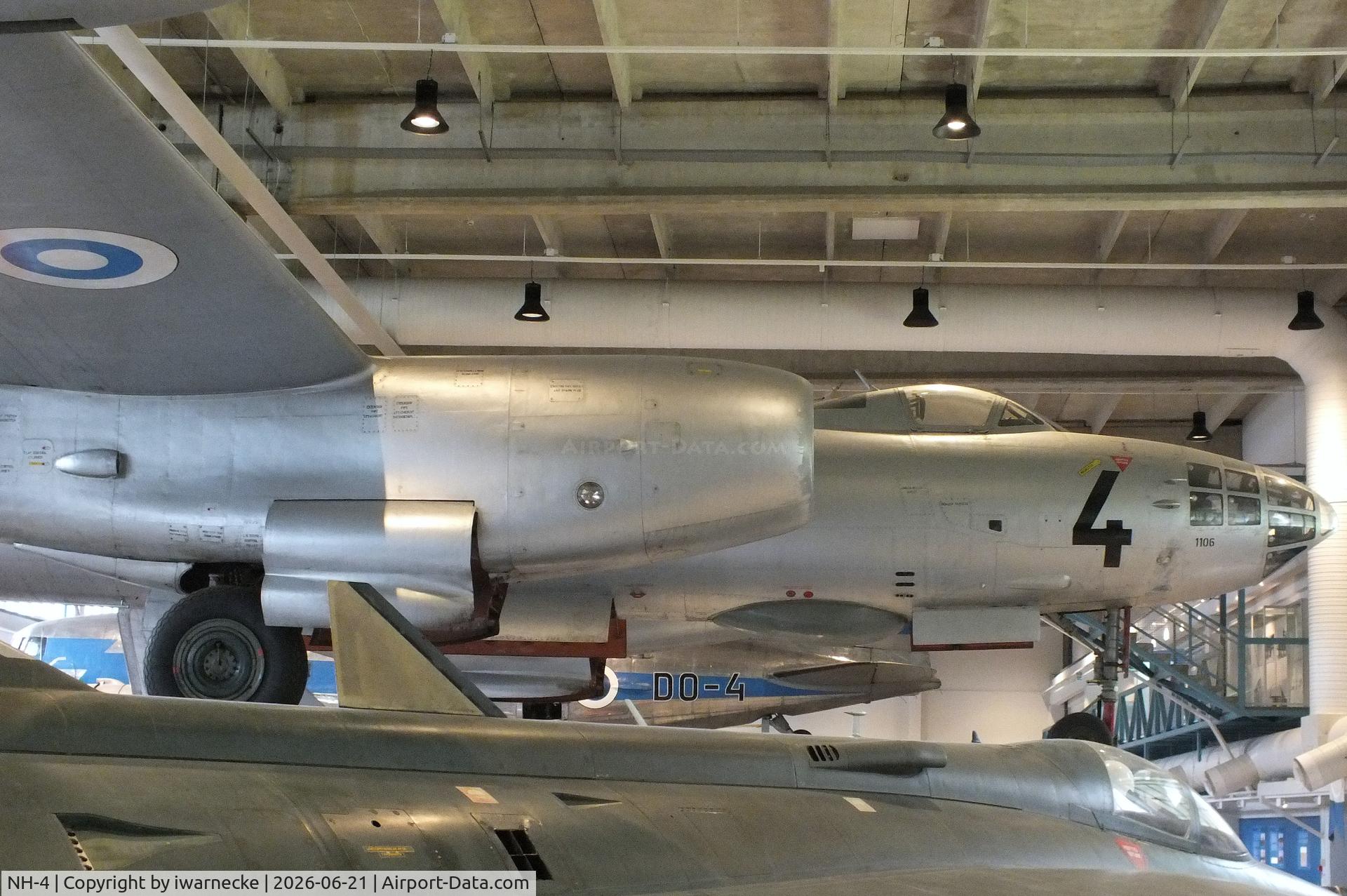 Aircraft NH-4, Ilyushin Il-28R, c/n 1106, Ilyushin Il-28R BEAGLE at the Suomen Ilmavoimamuseo (Finnish Air Force Museum, formerly known as Keski-Suomen Ilmailumuseo / Aviation Museum of Central Finland), Jyväskylä-Tikkakoski, photo by iwarnecke