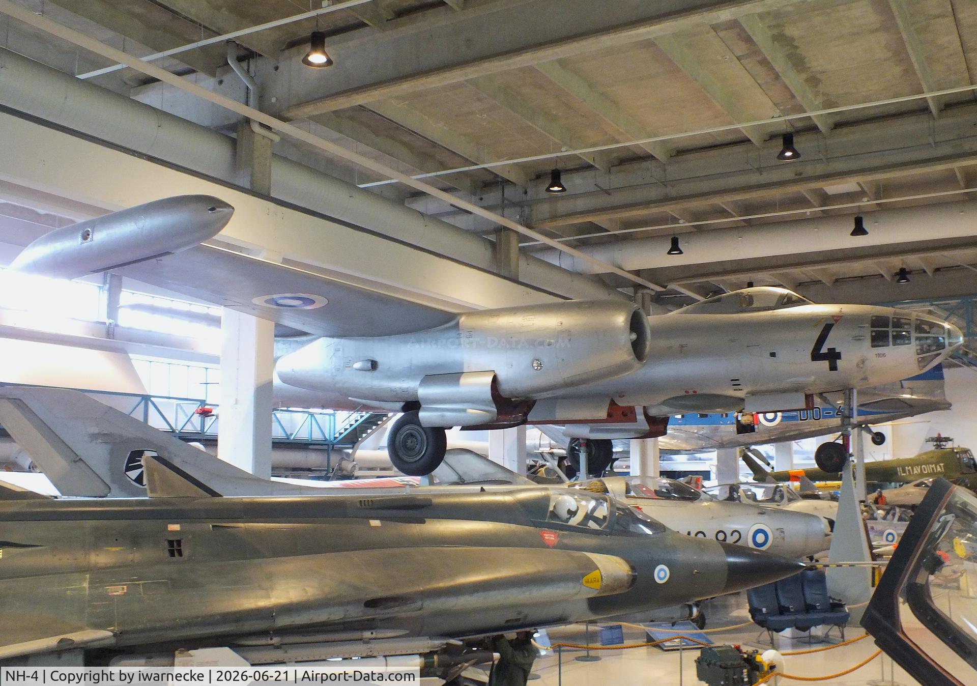 Aircraft NH-4, Ilyushin Il-28R, c/n 1106, Ilyushin Il-28R BEAGLE at the Suomen Ilmavoimamuseo (Finnish Air Force Museum, formerly known as Keski-Suomen Ilmailumuseo / Aviation Museum of Central Finland), Jyväskylä-Tikkakoski, photo by iwarnecke