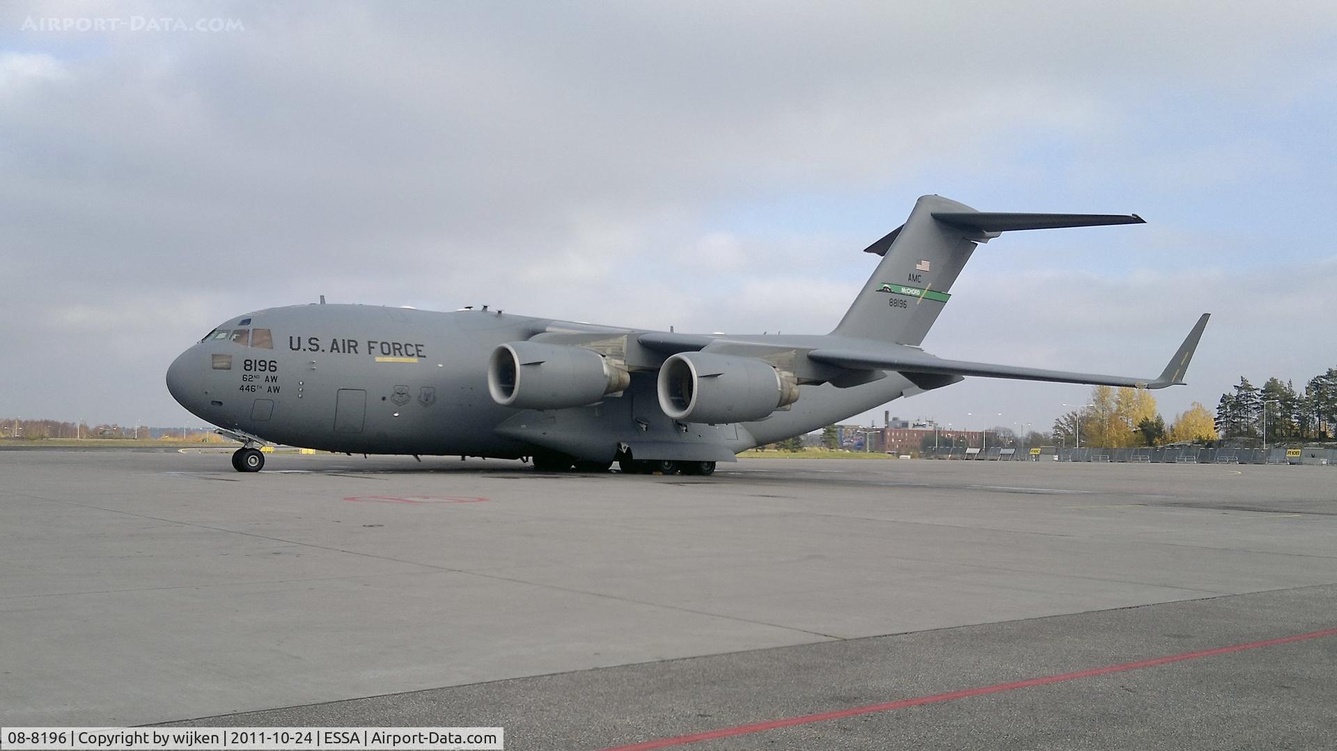 Aircraft 08-8196, 2010 Boeing C-17A Globemaster III, c/n P-196 l/n F-218, Ramp R, at ESSA, photo by wijken