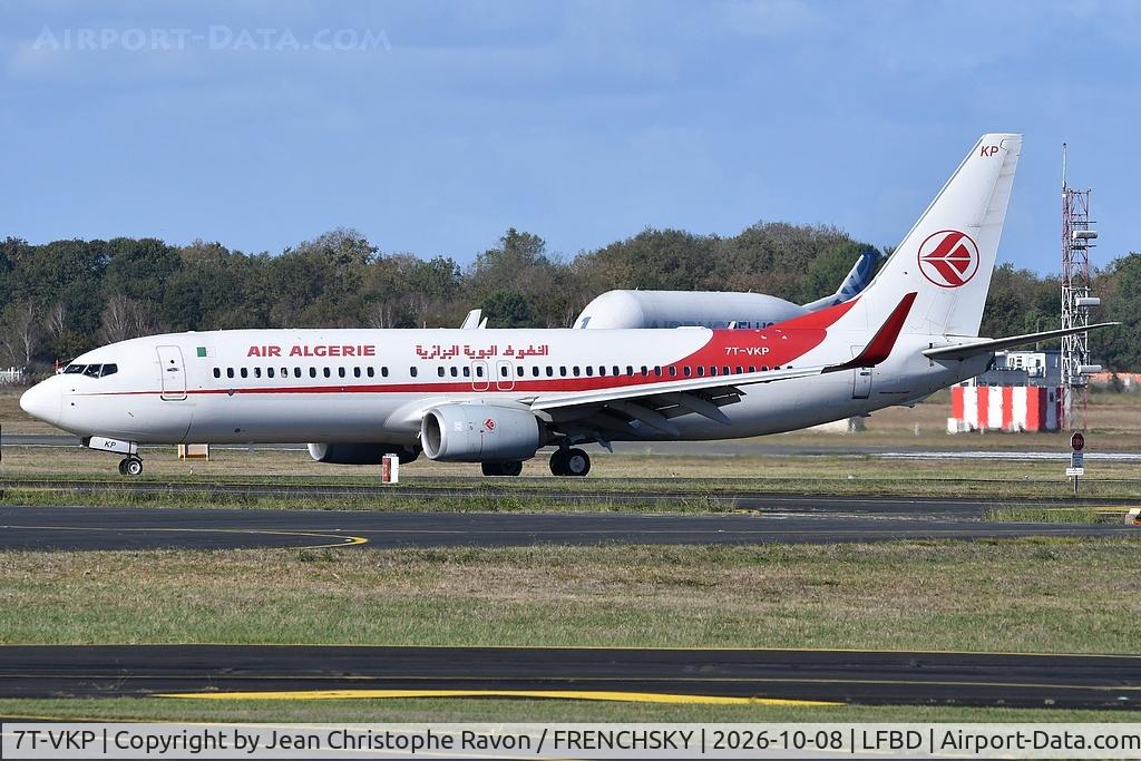 Aircraft 7T-VKP, 2016 Boeing 737-8D6, c/n 60752 l/n 6107, Oran (ORN) Bordeaux (BOD) AH1192, at LFBD, photo by Jean Christophe Ravon / FRENCHSKY