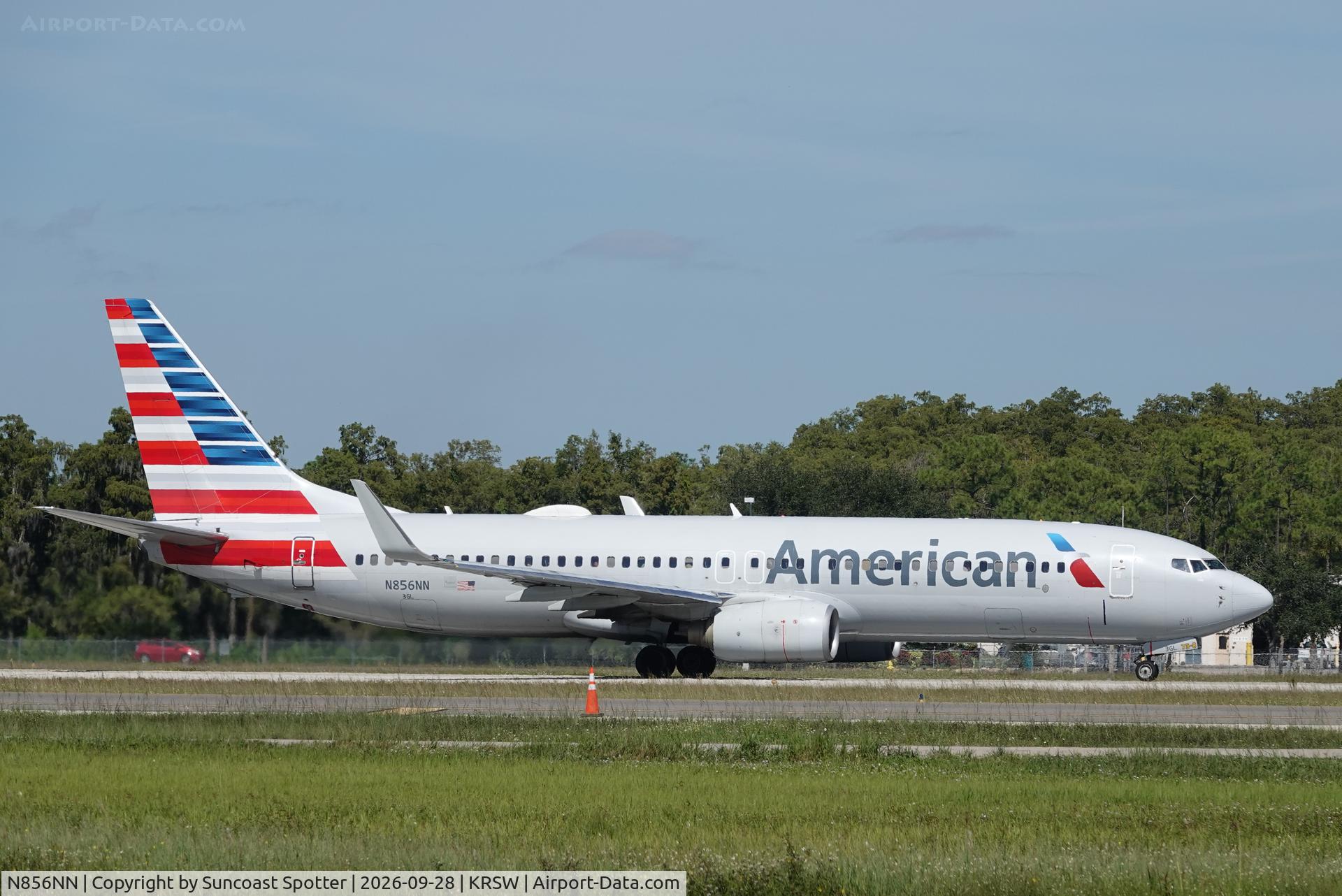 Aircraft N856NN, 2010 Boeing 737-823, c/n 31107, American 1781 departs Southwest Florida International Airport enroute to Charlotte-Douglas International Airport, at KRSW, photo by Suncoast Spotter