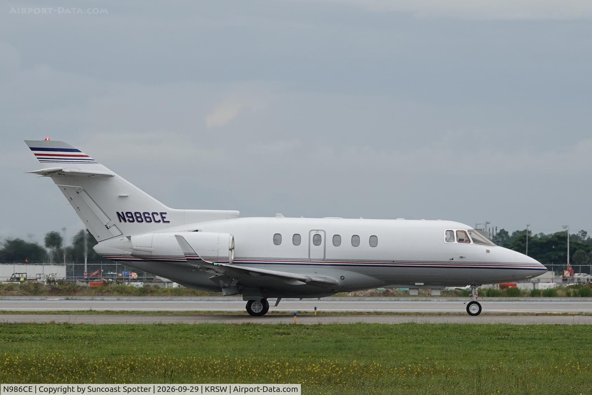 Aircraft N986CE, 2008 Hawker Beechcraft 900XP, c/n HA-0087, Hawker 986CE departs Southwest Florida International Airport enroute to Toledo Express Airport, at KRSW, photo by Suncoast Spotter
