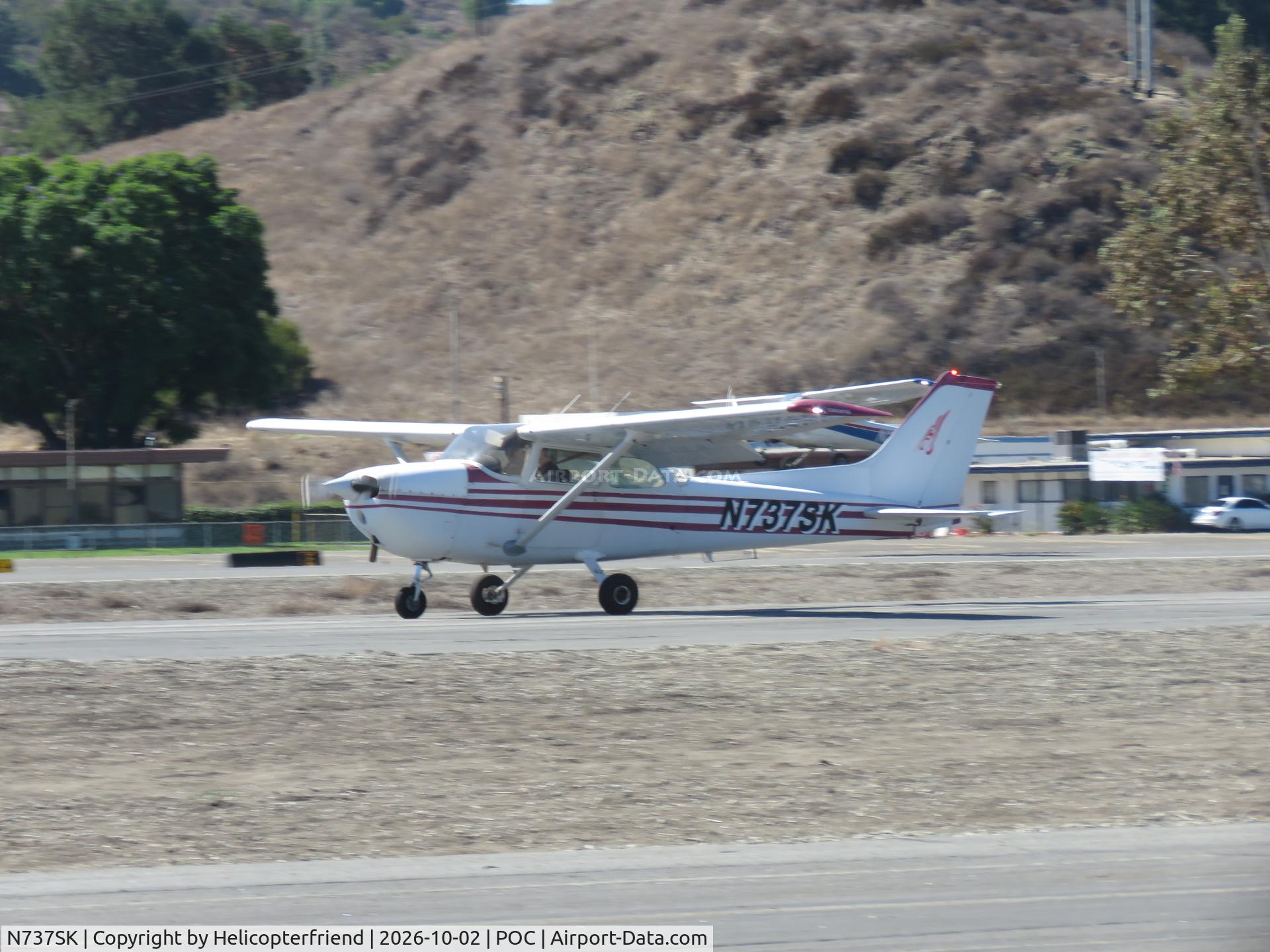 Aircraft N737SK, Cessna 172N, c/n 17269638, On the ground rolling out, at POC, photo by Helicopterfriend