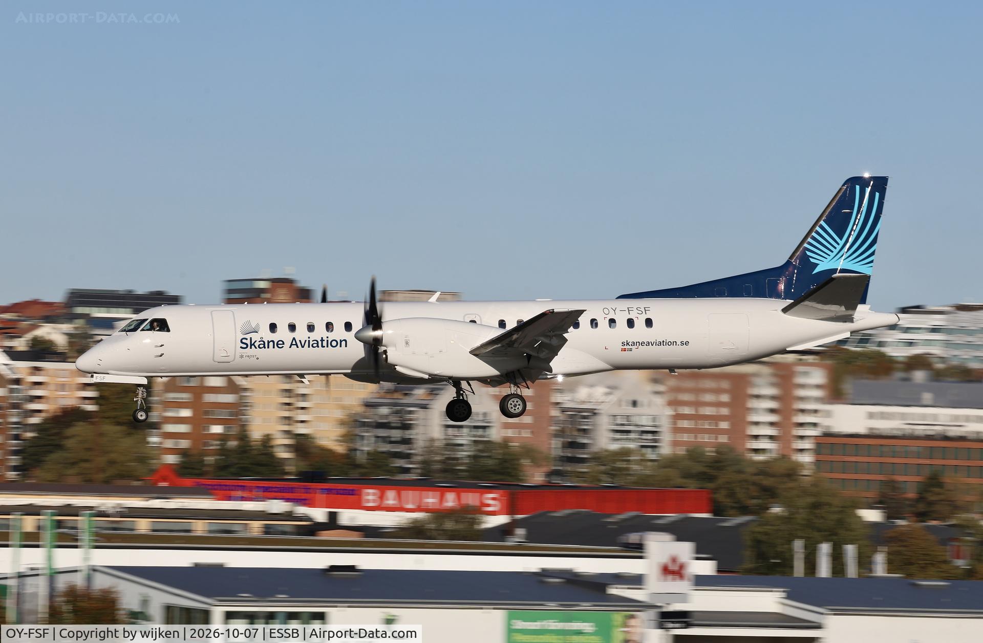 Aircraft OY-FSF, 1995 Saab 2000, c/n 2000-015, Rwy 30, at ESSB, photo by wijken