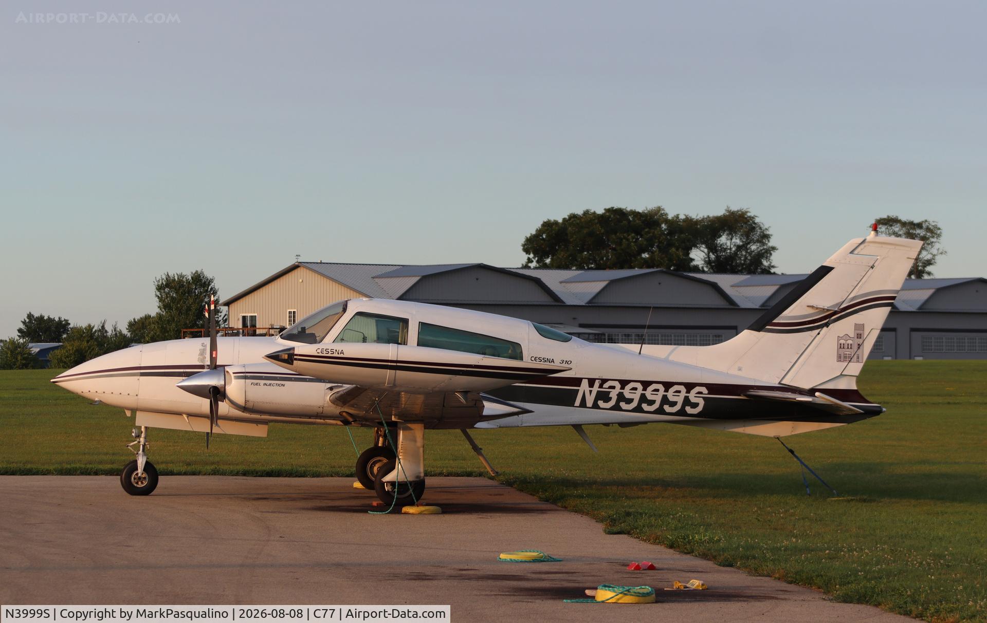 Aircraft N3999S, 1978 Cessna 310R, c/n 310R-1292, Cessna 310R, at C77, photo by MarkPasqualino