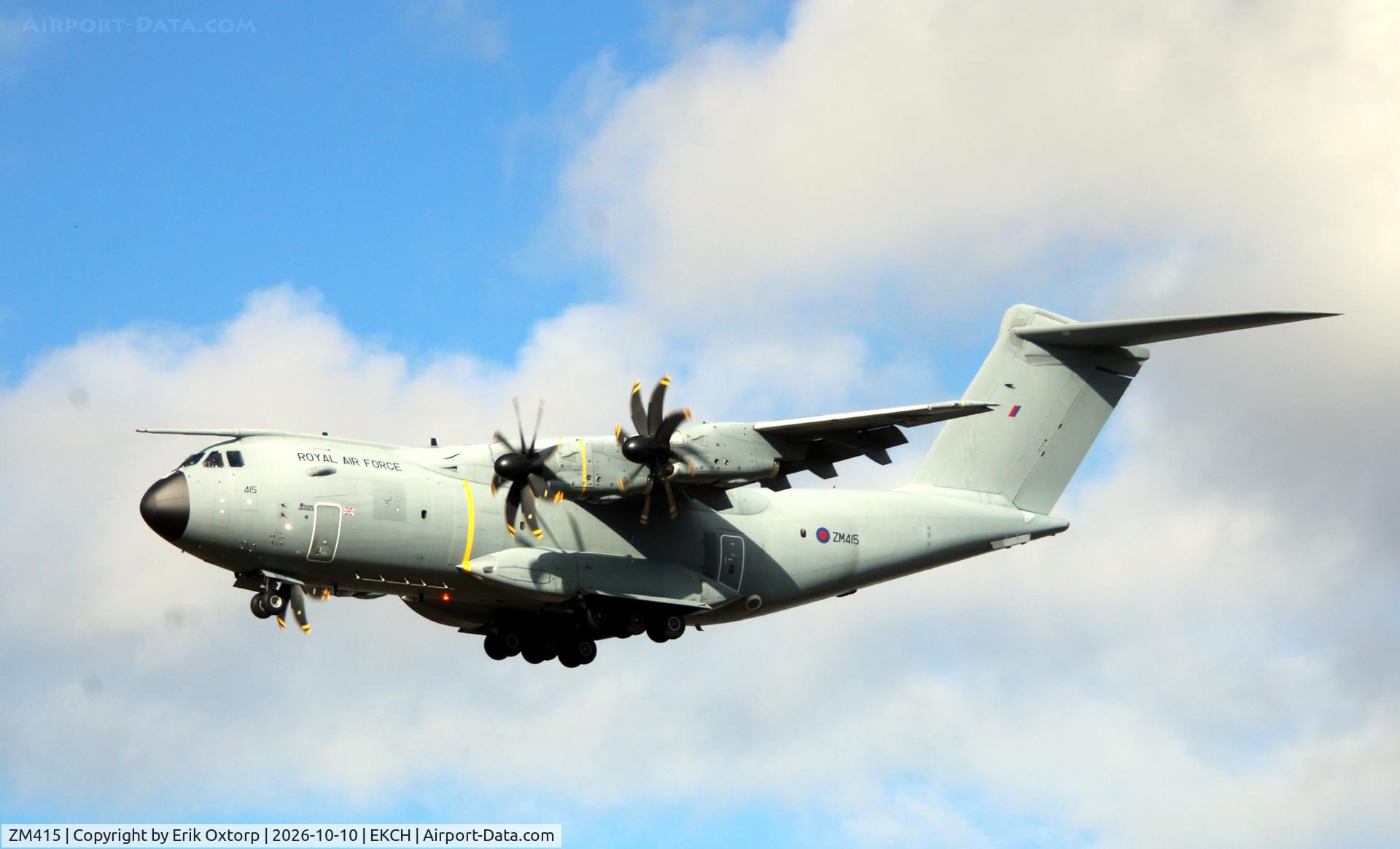 Aircraft ZM415, 2016 Airbus A400M-180 Atlas C.1, c/n 052, ZM415 landing rw 22L, at EKCH, photo by Erik Oxtorp