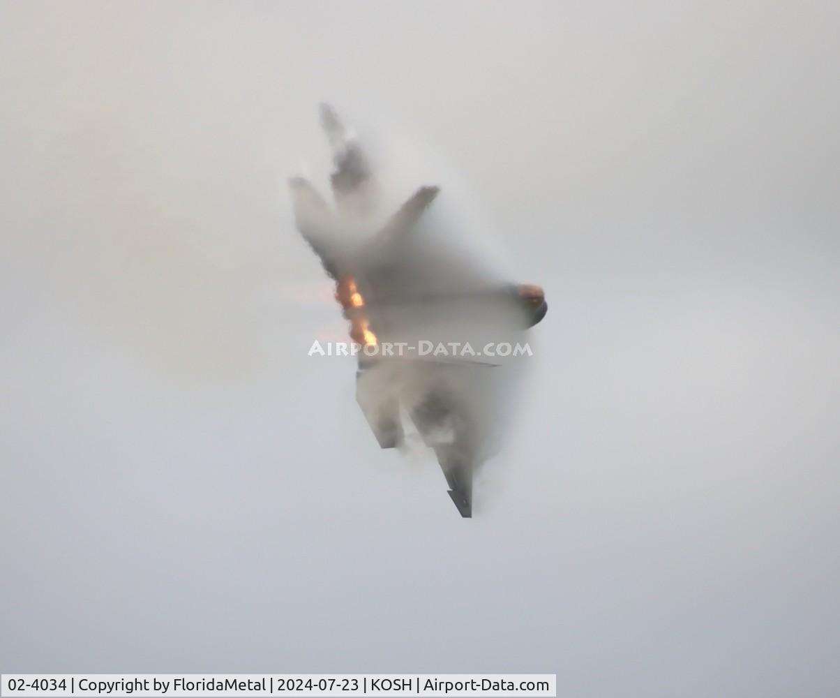 Aircraft 02-4034, 2002 Lockheed Martin F/A-22A Raptor, c/n 4034, OSH 2024 zx, at KOSH, photo by FloridaMetal