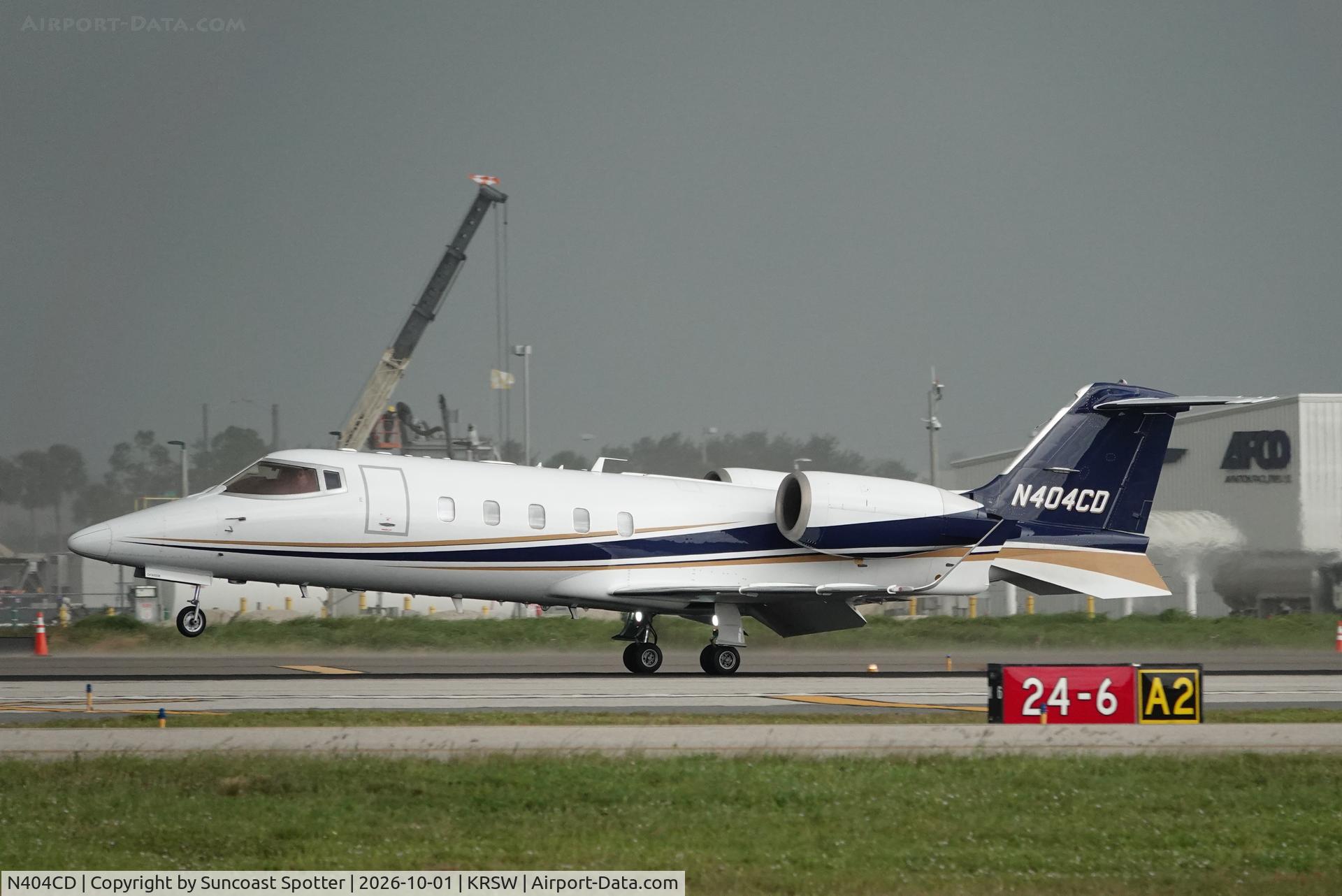 Aircraft N404CD, 2004 Learjet Inc 60, c/n 277, Coyote 404 arrives at Southwest Florida International Airport following flight from Cuyahoga County Airport, at KRSW, photo by Suncoast Spotter