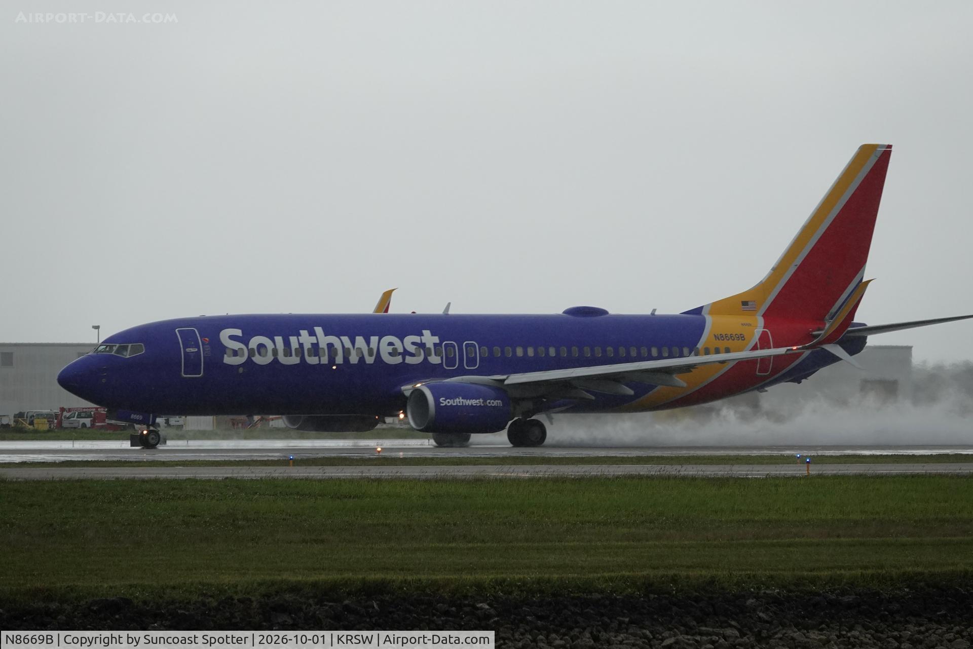 Aircraft N8669B, 2015 Boeing 737-8H4, c/n 36655 l/n 5432, Southwest 2997 departs Southwest Florida International Airport enroute to Chicago-Midway International Airport, at KRSW, photo by Suncoast Spotter