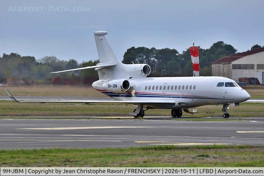 Aircraft 9H-JBM, 2014 Dassault Aviation F7X, c/n 255, Dubai (DXB) Bordeaux (BOD) AJO732, at LFBD, photo by Jean Christophe Ravon / FRENCHSKY