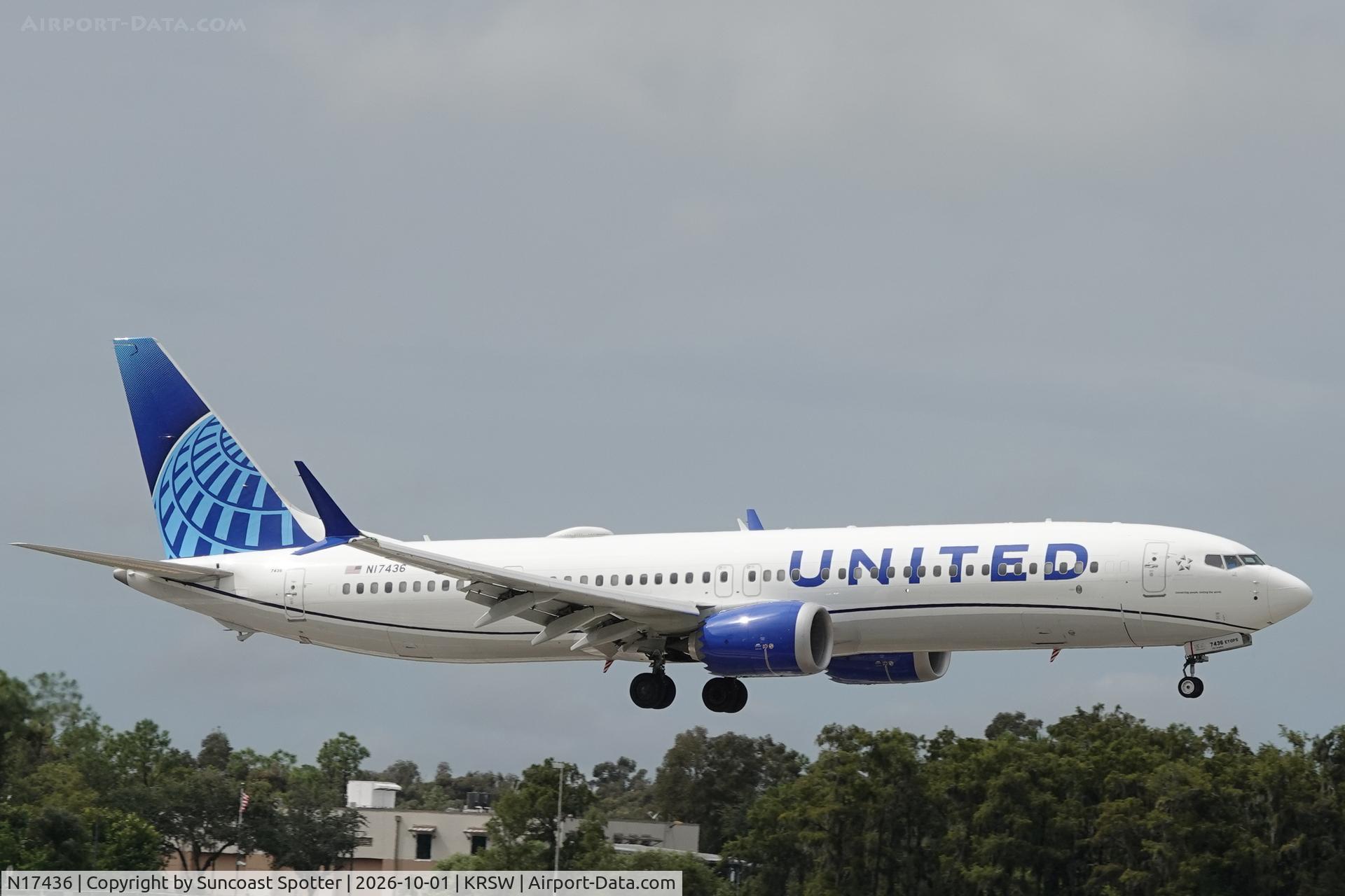 Aircraft N17436, 2026 Boeing 737 MAX 9, c/n 67748, United 1810 departs Southwest Florida International Airport enroute to Newark-Liberty International Airport, at KRSW, photo by Suncoast Spotter