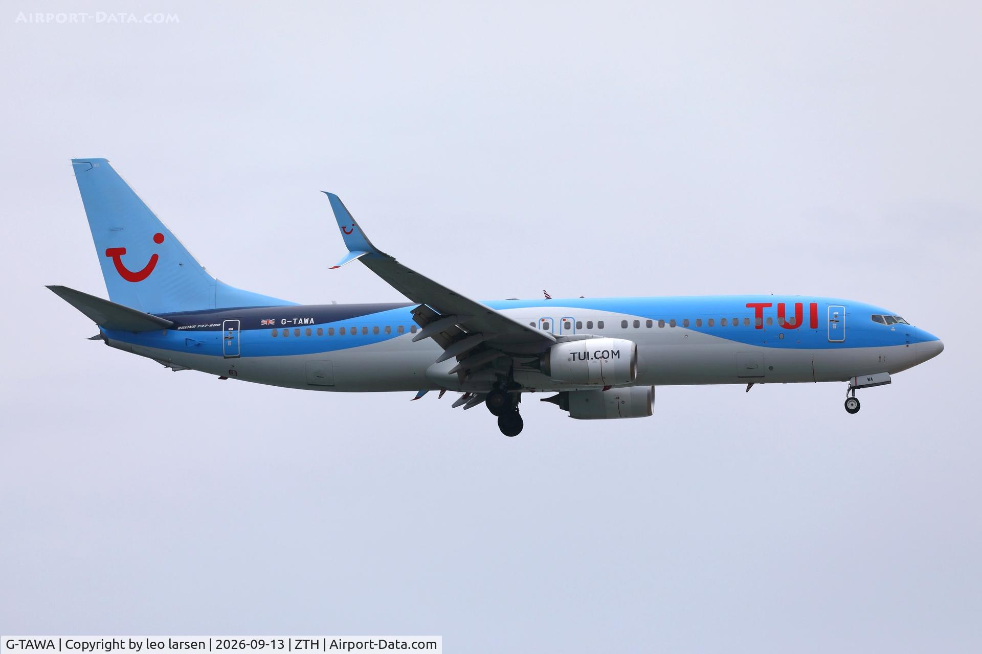 Aircraft G-TAWA, 2012 Boeing 737-8K5, c/n 37264 l/n 3907, Zakynthos 13.9.2026, at ZTH, photo by leo larsen
