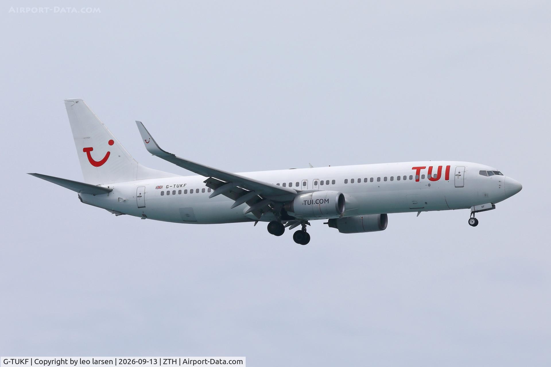Aircraft G-TUKF, 2006 Boeing 737-8AS, c/n 33605 l/n 2140, Zakynthos 13.9.2026, at ZTH, photo by leo larsen