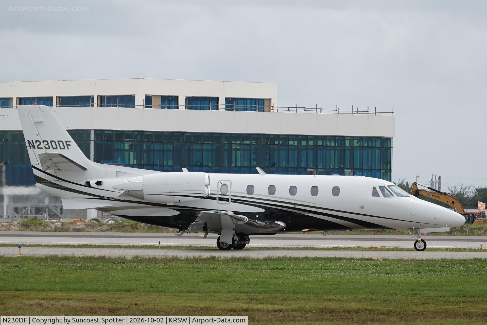 Aircraft N230DF, 2010 Cessna 560 Citation XLS+, c/n 560-6054, Citation 230DF taxis at Southwest Florida International Airport, at KRSW, photo by Suncoast Spotter
