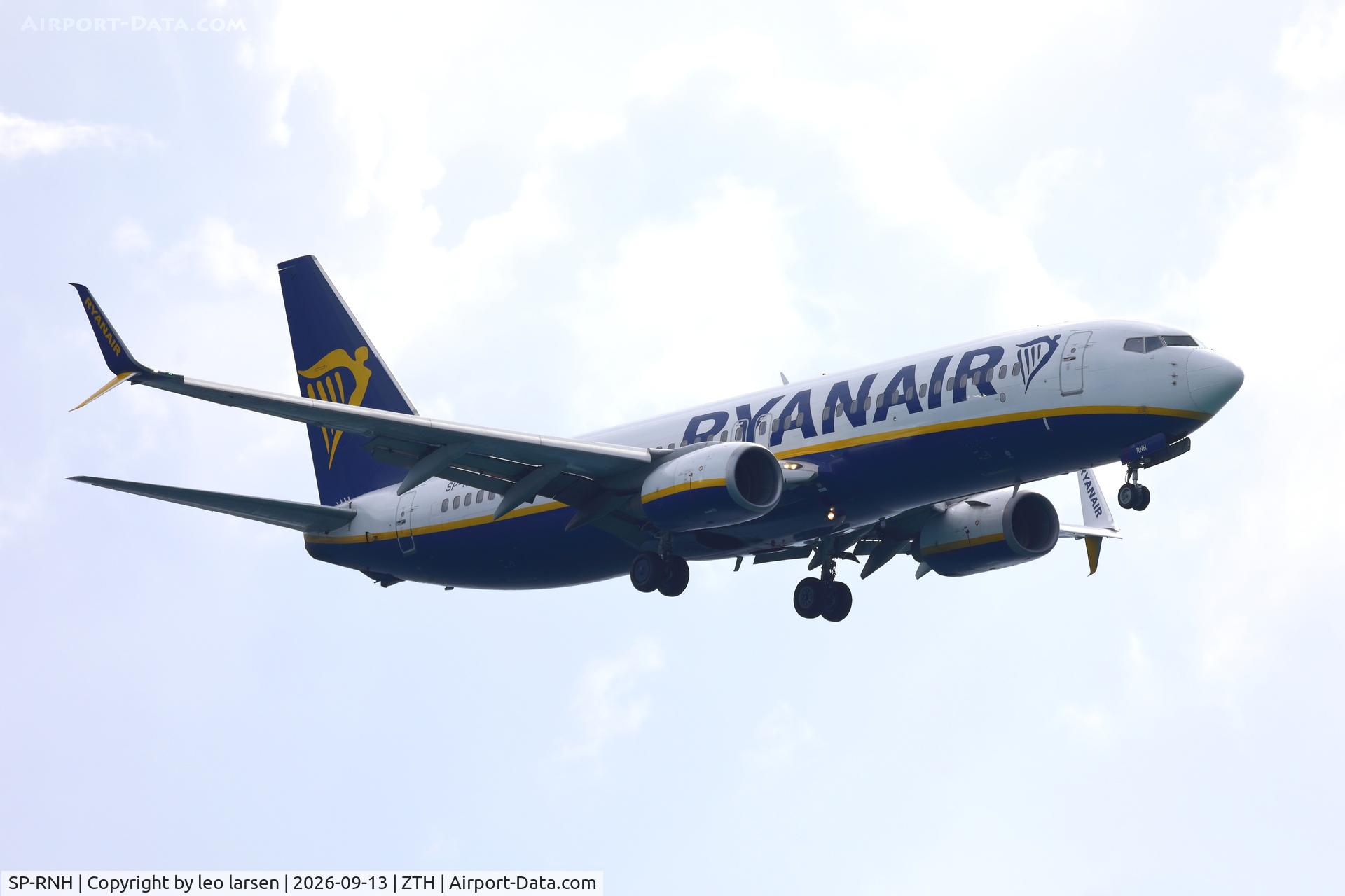 Aircraft SP-RNH, Boeing 737-8AS(WL), c/n 40307, Zakynthos 13.9.2026, at ZTH, photo by leo larsen