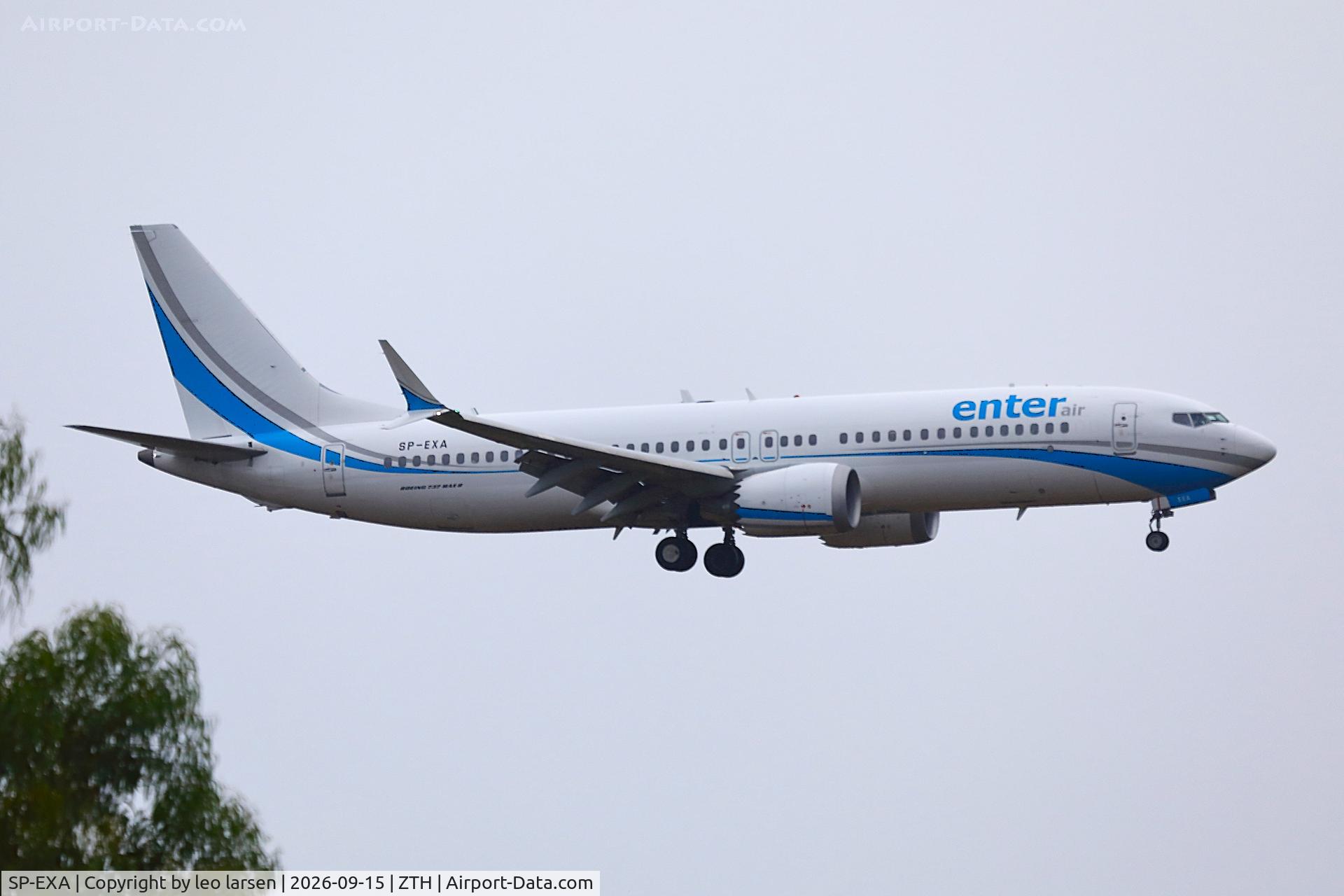 Aircraft SP-EXA, 2018 Boeing 737-8 MAX, c/n 64295 l/n 7210, Zakynthos 15.9.2026, at ZTH, photo by leo larsen