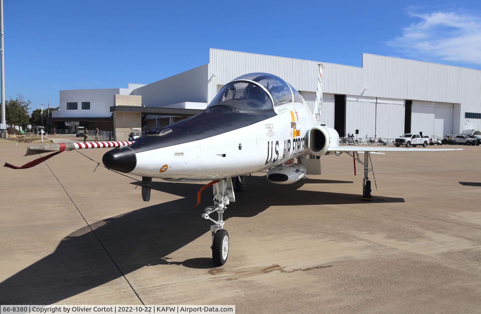 Aircraft 66-8380, 1966 Northrop T-38C Talon, c/n N.5950, 2022 Airshow, at KAFW, photo by Olivier Cortot