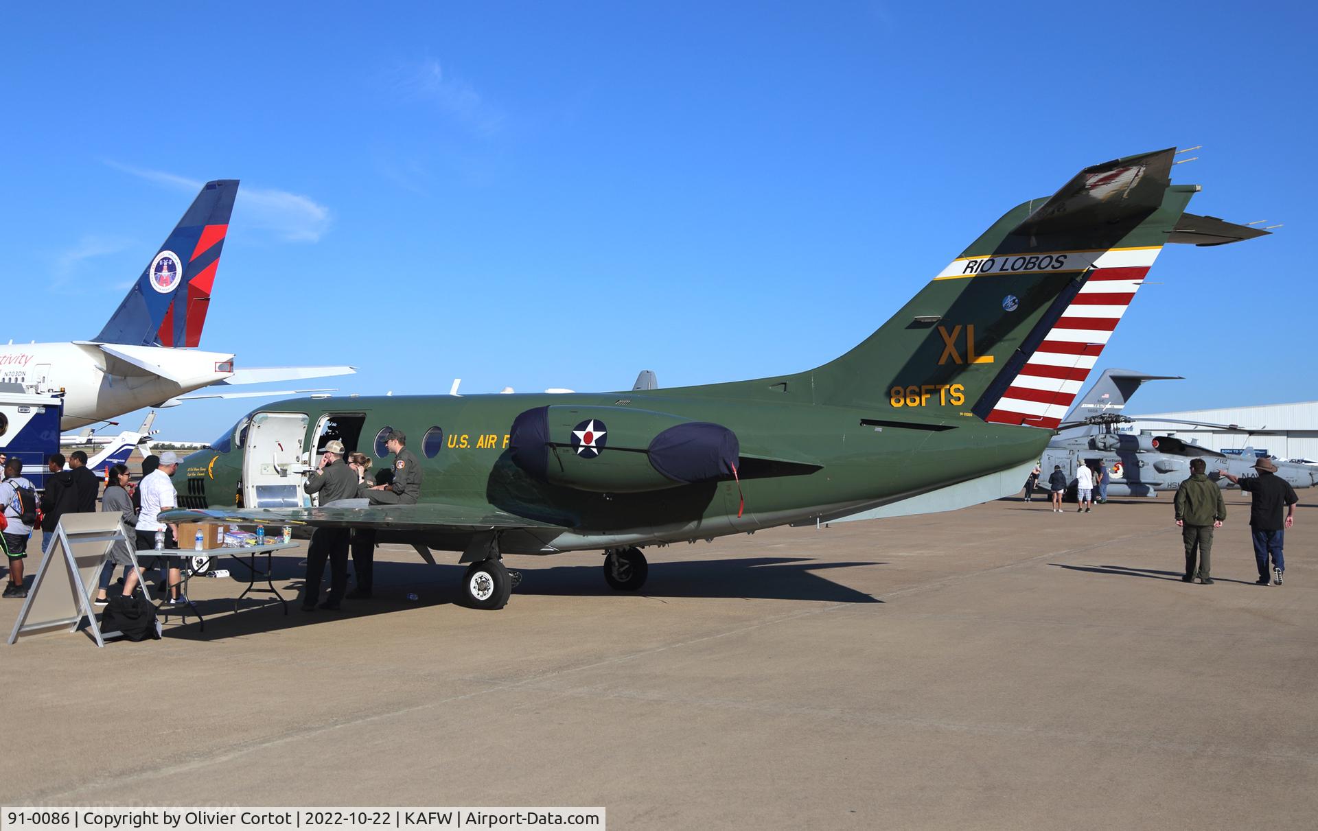 Aircraft 91-0086, 1991 Beechcraft T-1A Jayhawk, c/n TT-27, 2022 Airshow, at KAFW, photo by Olivier Cortot