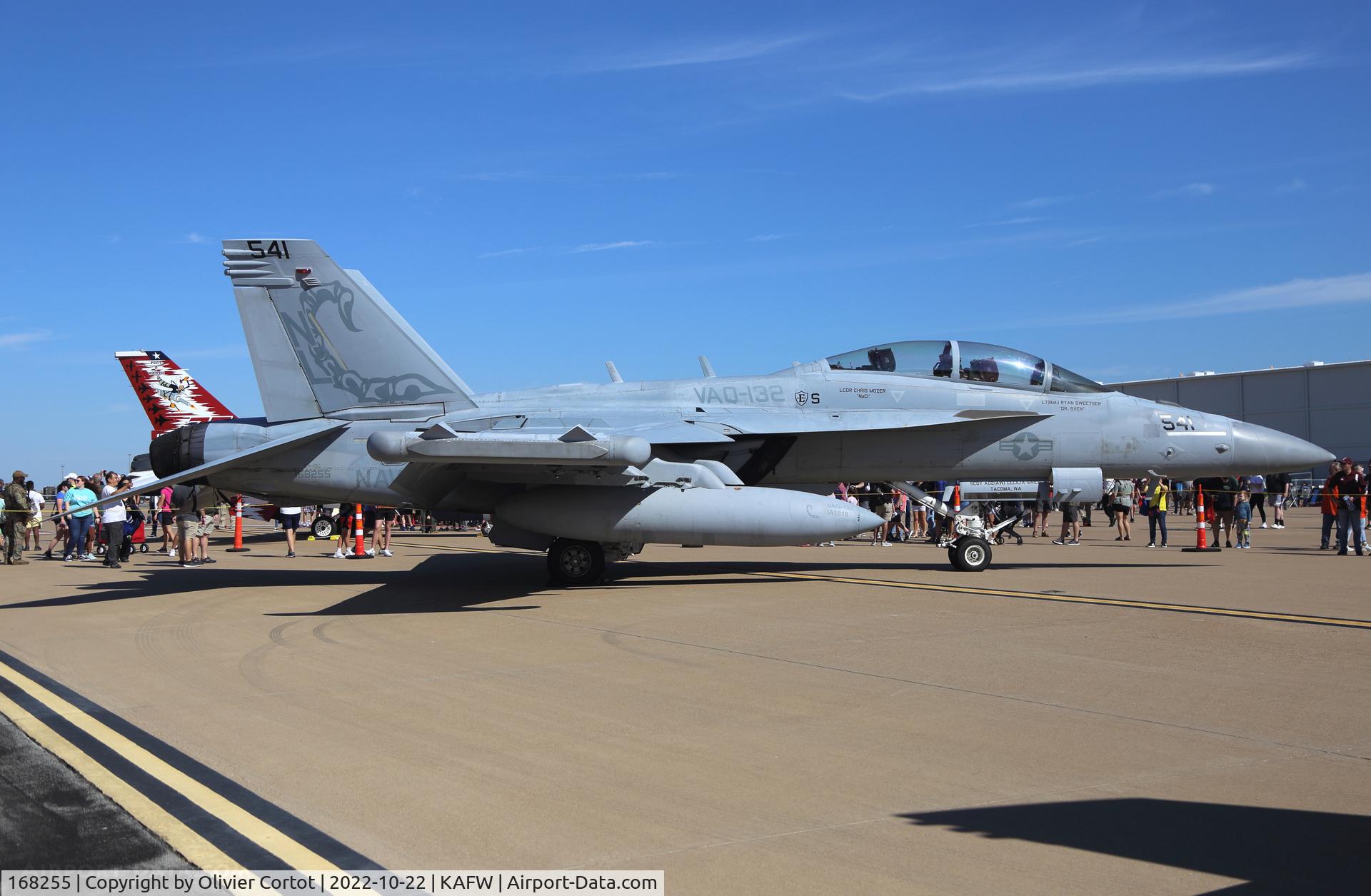 Aircraft 168255, Boeing EA-18G Growler, c/n G-37, 2022 Airshow, at KAFW, photo by Olivier Cortot