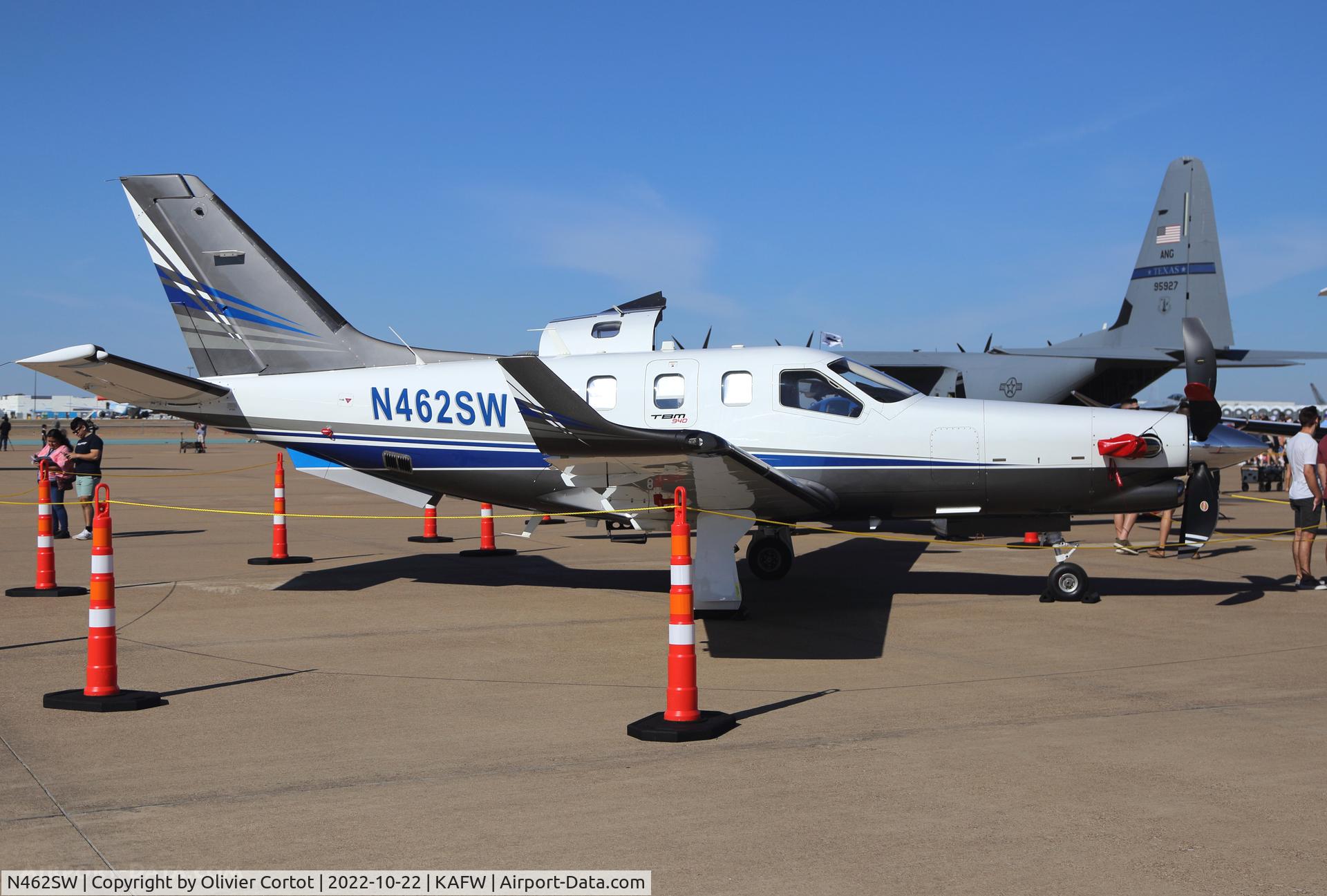 Aircraft N462SW, Compagnie Daher TBM 700, c/n 1323, 2022 Airshow, at KAFW, photo by Olivier Cortot