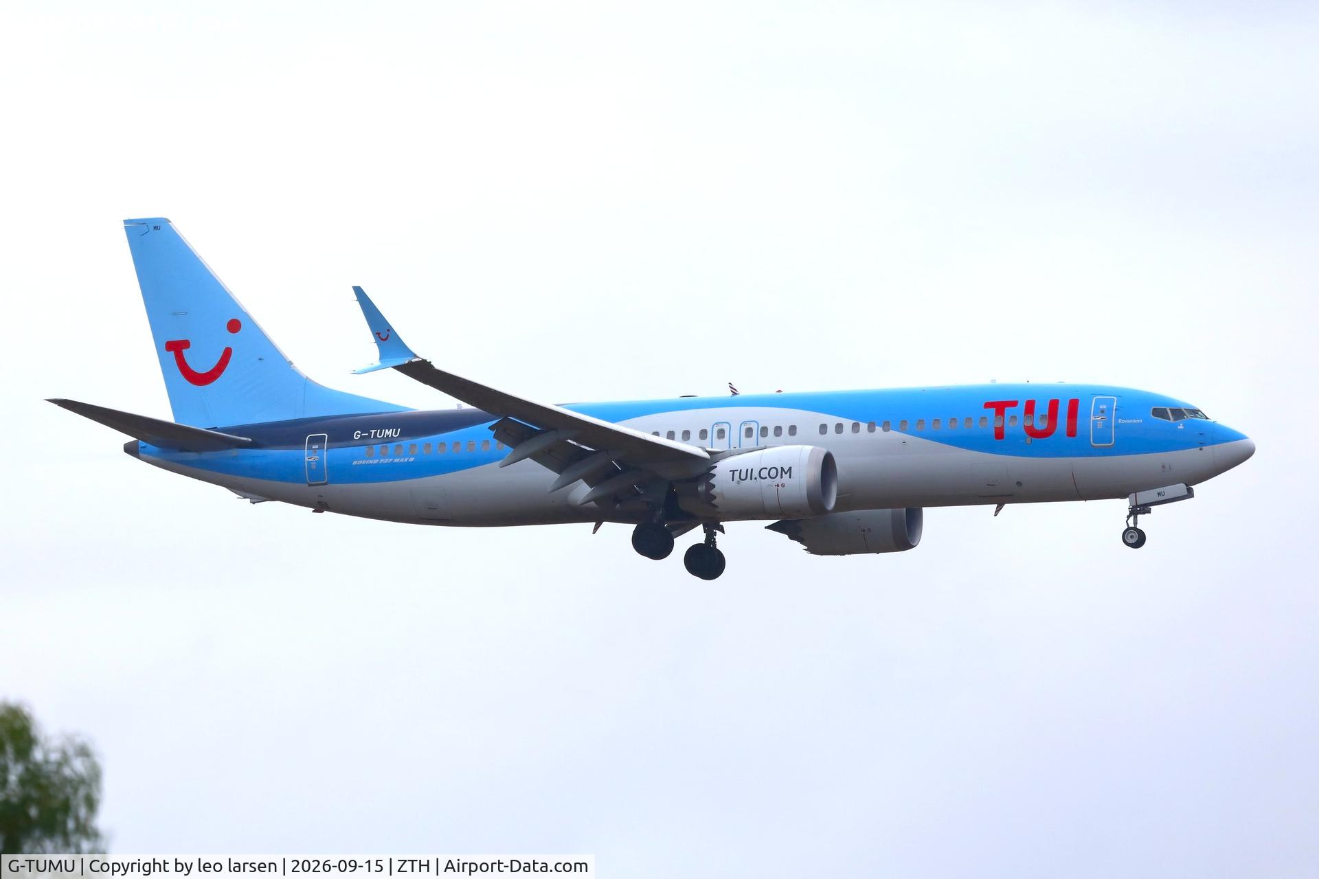 Aircraft G-TUMU, 2021 Boeing 737-8 MAX, c/n 44651, Zakynthos 15.9.2026, at ZTH, photo by leo larsen