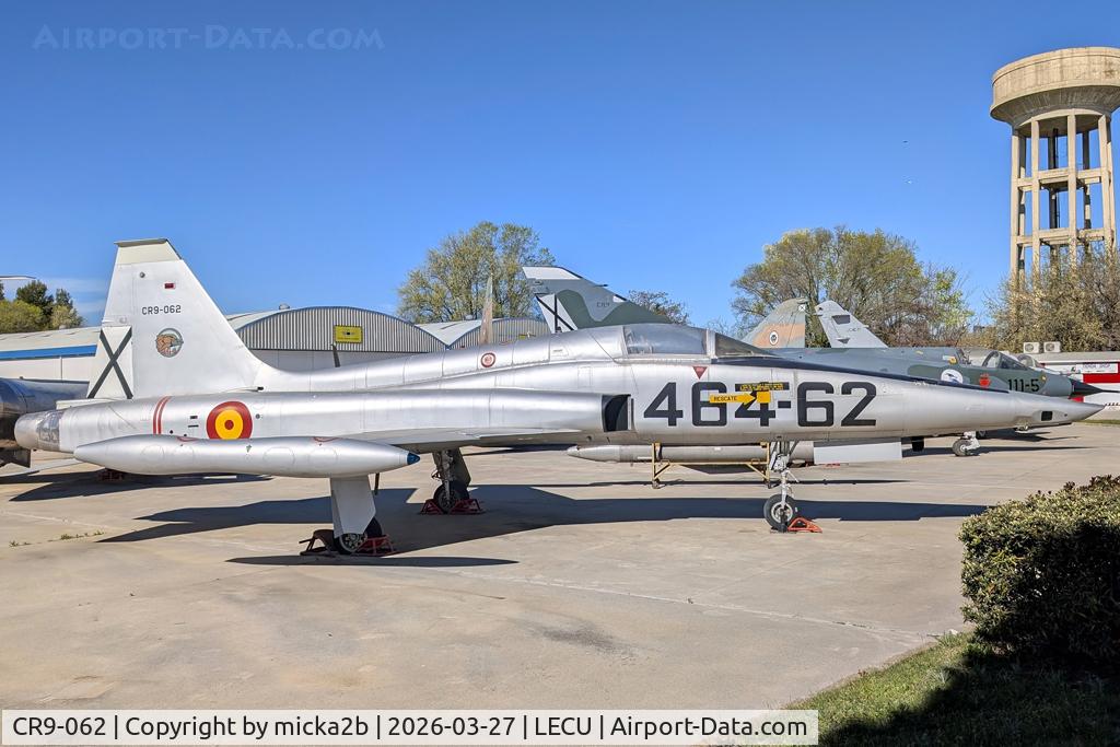 Aircraft CR9-062, CASA/Northrop SRF-5A Freedom Fighter, c/n 2062, Preserved, at LECU, photo by micka2b