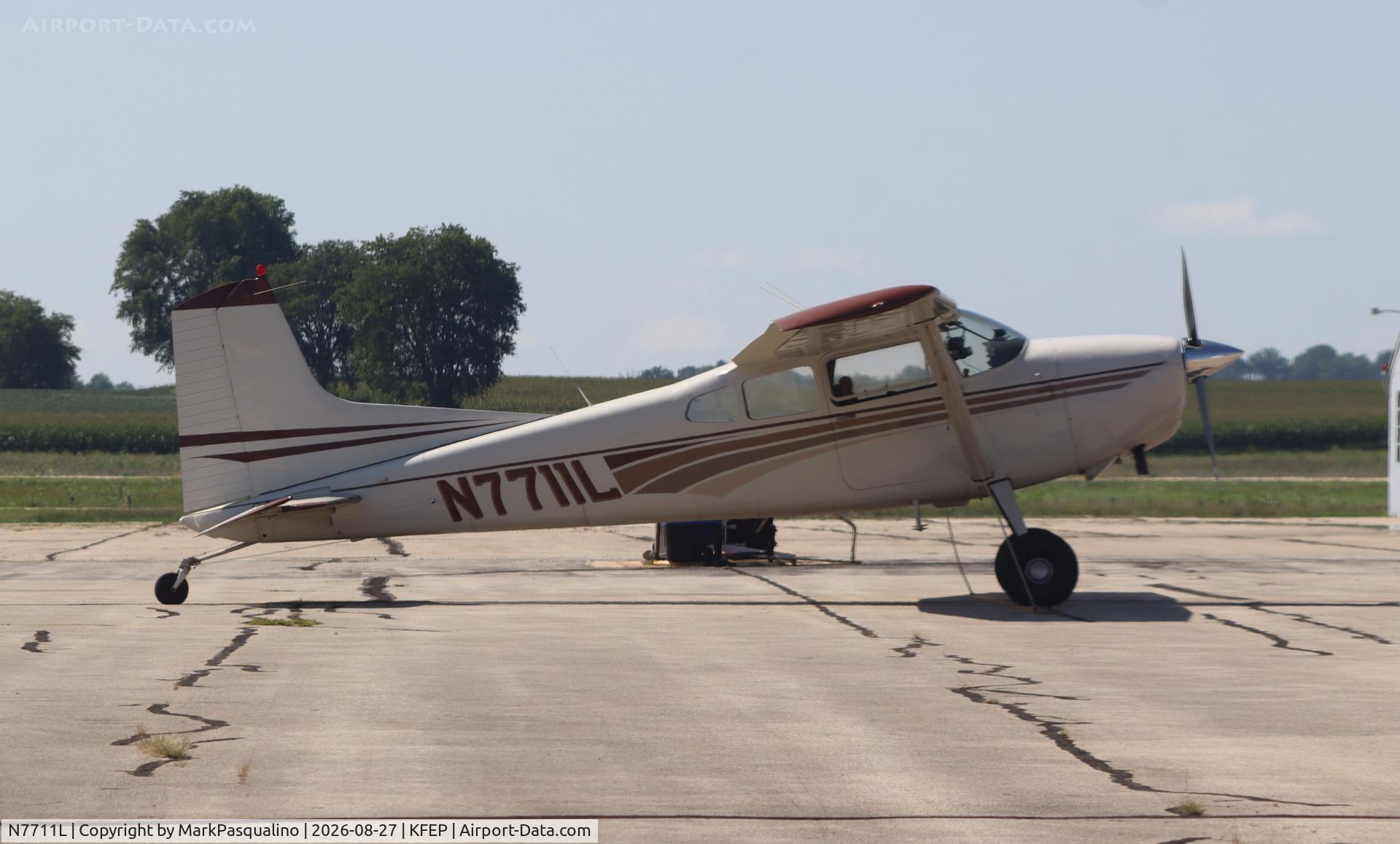 Aircraft N7711L, 1969 Cessna A185E Skywagon 185, c/n 185-1521, Cessna A185E, at KFEP, photo by MarkPasqualino
