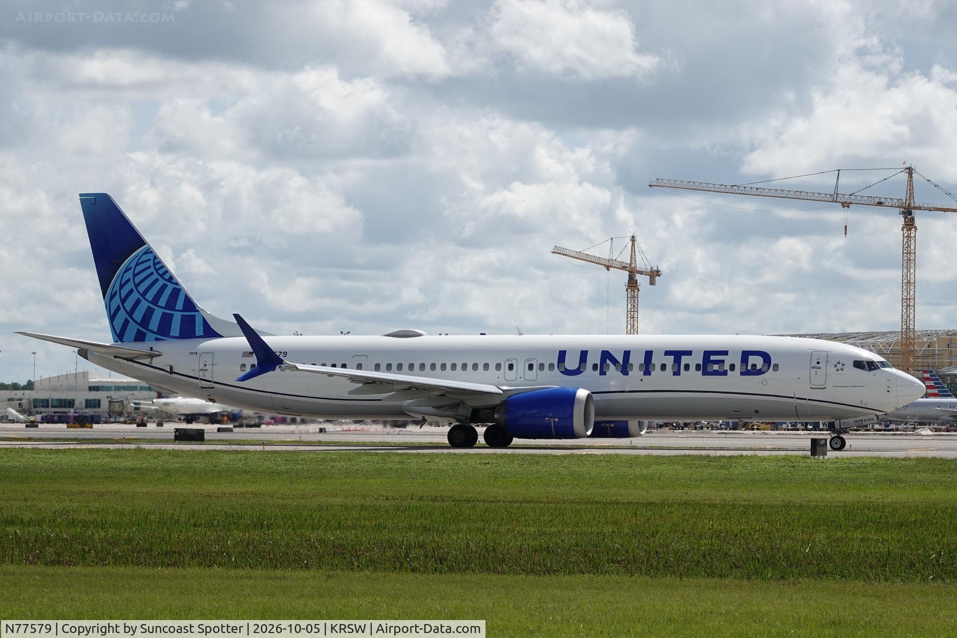 Aircraft N77579, 2023 Boeing 737-9 MAX, c/n 67614 l/n 8792, United 2494 departs Southwest Florida International Airport enroute to Chicago-O’Hare International Airport, at KRSW, photo by Suncoast Spotter