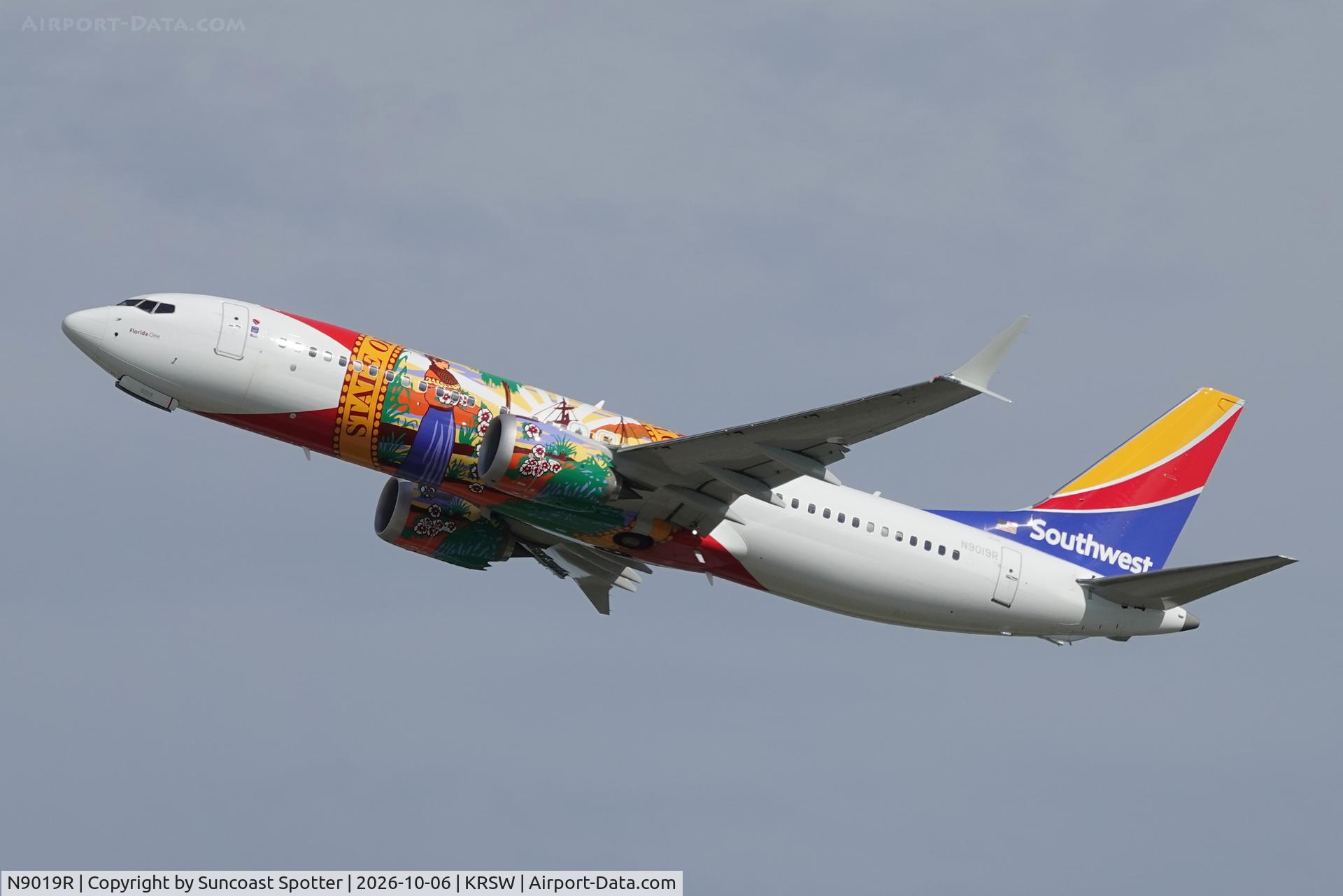 Aircraft N9019R, 2026 Boeing 737 MAX 8, c/n 70543 l/n 9776, Southwest 3368 departs Southwest Florida International Airport enroute to Indianapolis International Airport, at KRSW, photo by Suncoast Spotter