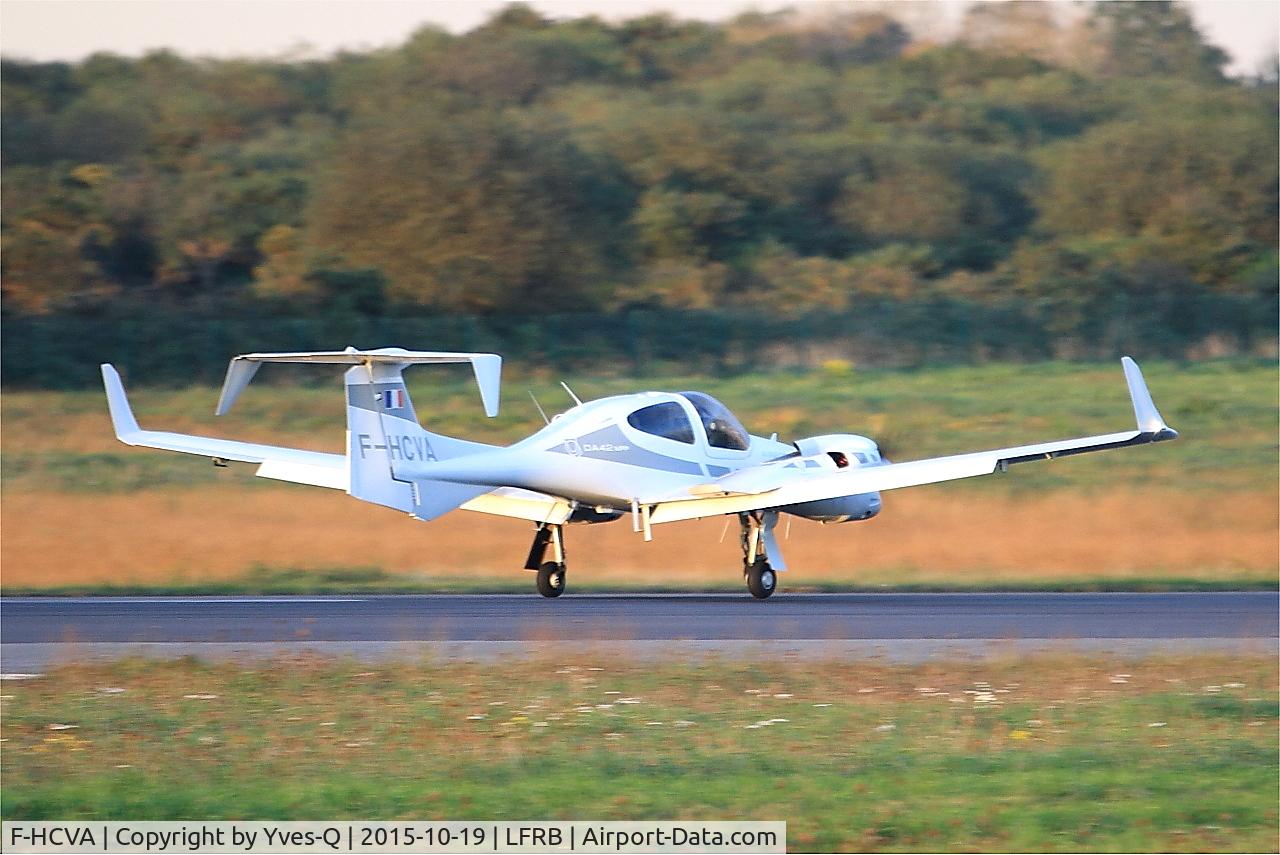 Aircraft F-HCVA, Diamond DA-42MPP Twin Star, c/n 42.007, Diamond DA-42MPP Twin Star CN 42.007, Landing rwy 07R, Brest-Bretagne Airport (LFRB-BES), at LFRB, photo by Yves-Q