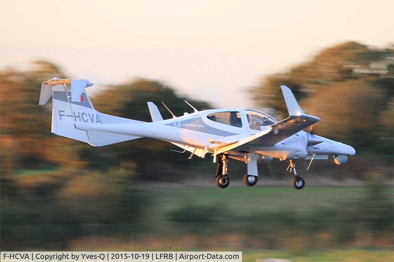 Aircraft F-HCVA, Diamond DA-42MPP Twin Star, c/n 42.007, Diamond DA-42MPP Twin Star CN 42.007, On final rwy 07R, Brest-Bretagne Airport (LFRB-BES), at LFRB, photo by Yves-Q