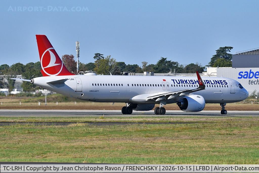 Aircraft TC-LRH, 2026 Airbus A321-271NX, c/n 13338, Bordeaux (BOD) Istanbul (IST) TK1390, at LFBD, photo by Jean Christophe Ravon / FRENCHSKY