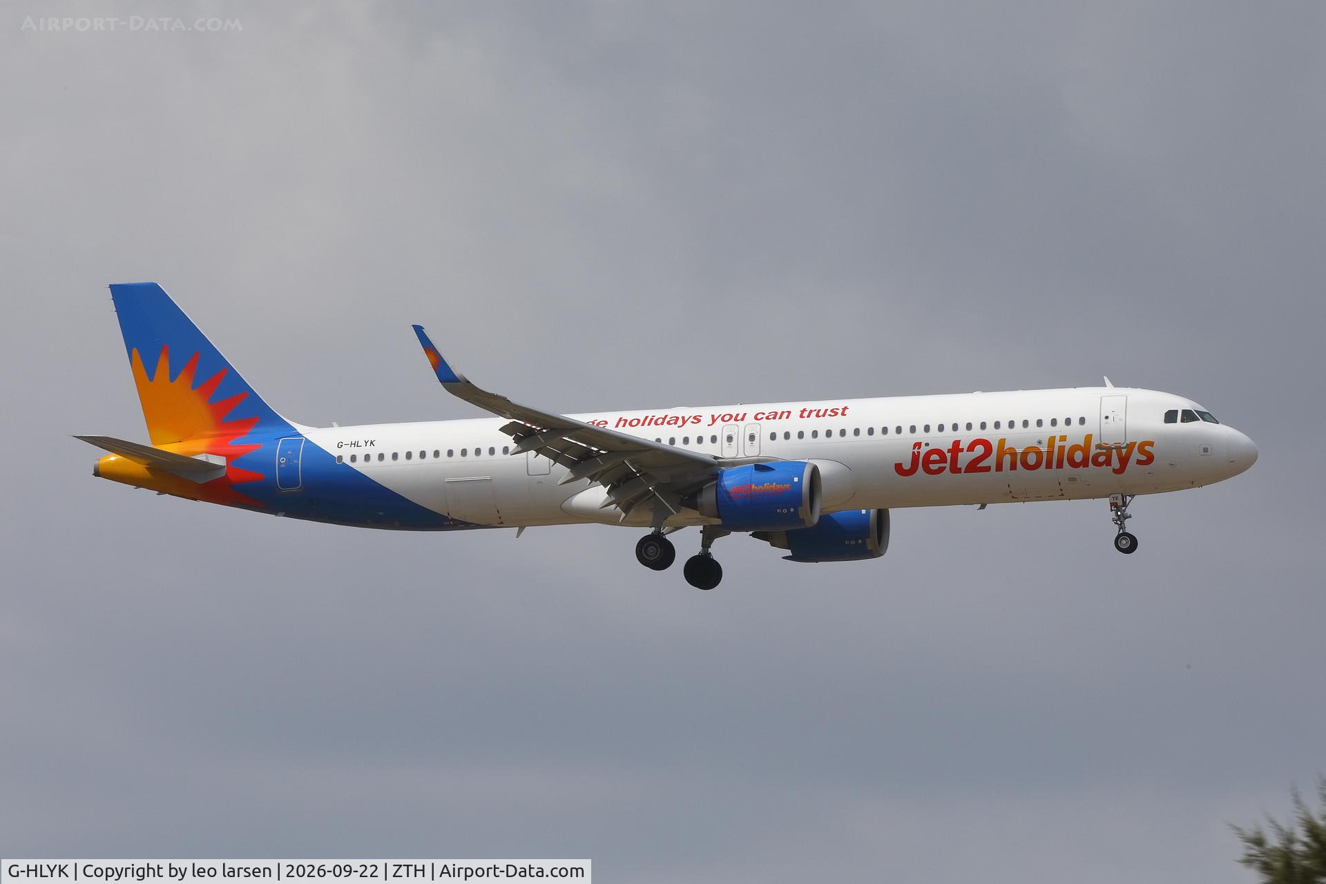 Aircraft G-HLYK, 2025 Airbus A321-251NX, c/n 12529, Zakynthos 22.9.2026, at ZTH, photo by leo larsen